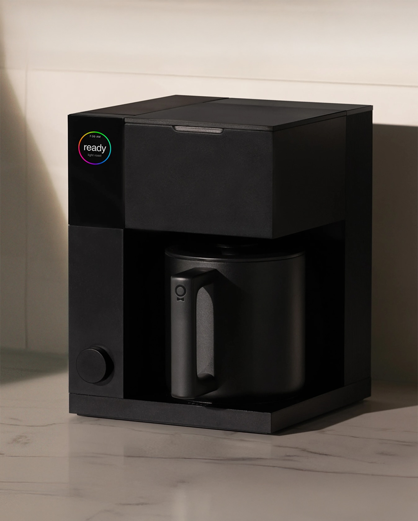 ✨ Innovación y precisión en cada taza ✨
La FELLOW Aiden Precision Coffee Maker transforma tu ritual de café con control total de temperatura, consistencia y un diseño minimalista que habla por sí solo.
☕ Ideal para quienes buscan calidad profesional en casa.
#fellowaiden #precisioncoffee #specialtycoffee