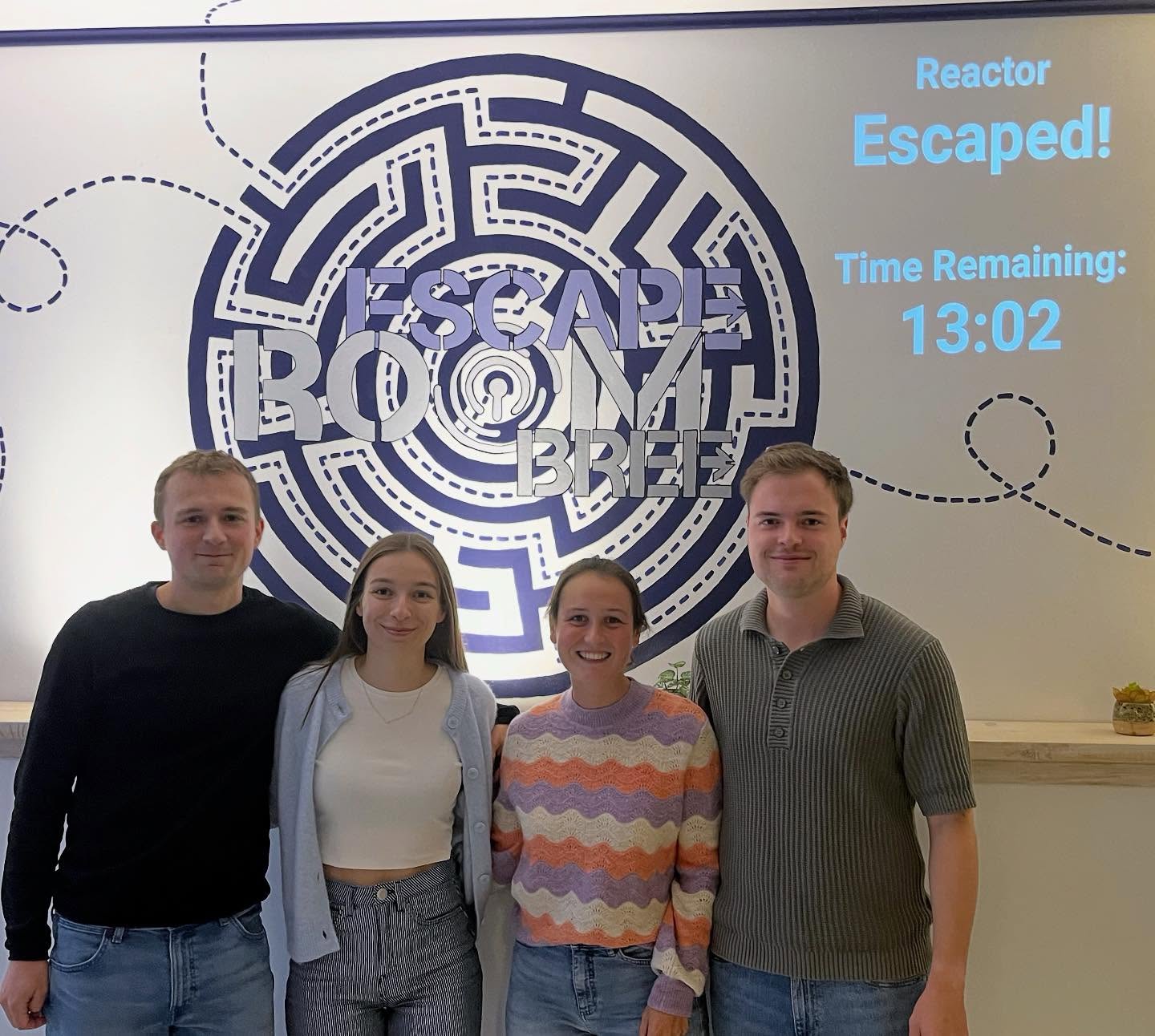 Stap in een wereld vol raadsels en mysteries… durf jij de uitdaging aan? Reserveer nu jouw escape-avontuur! 🕵️♂️✨ Boekingen en info: www.escaperoombree.be #escape #escaperoom #mysterie #spannend