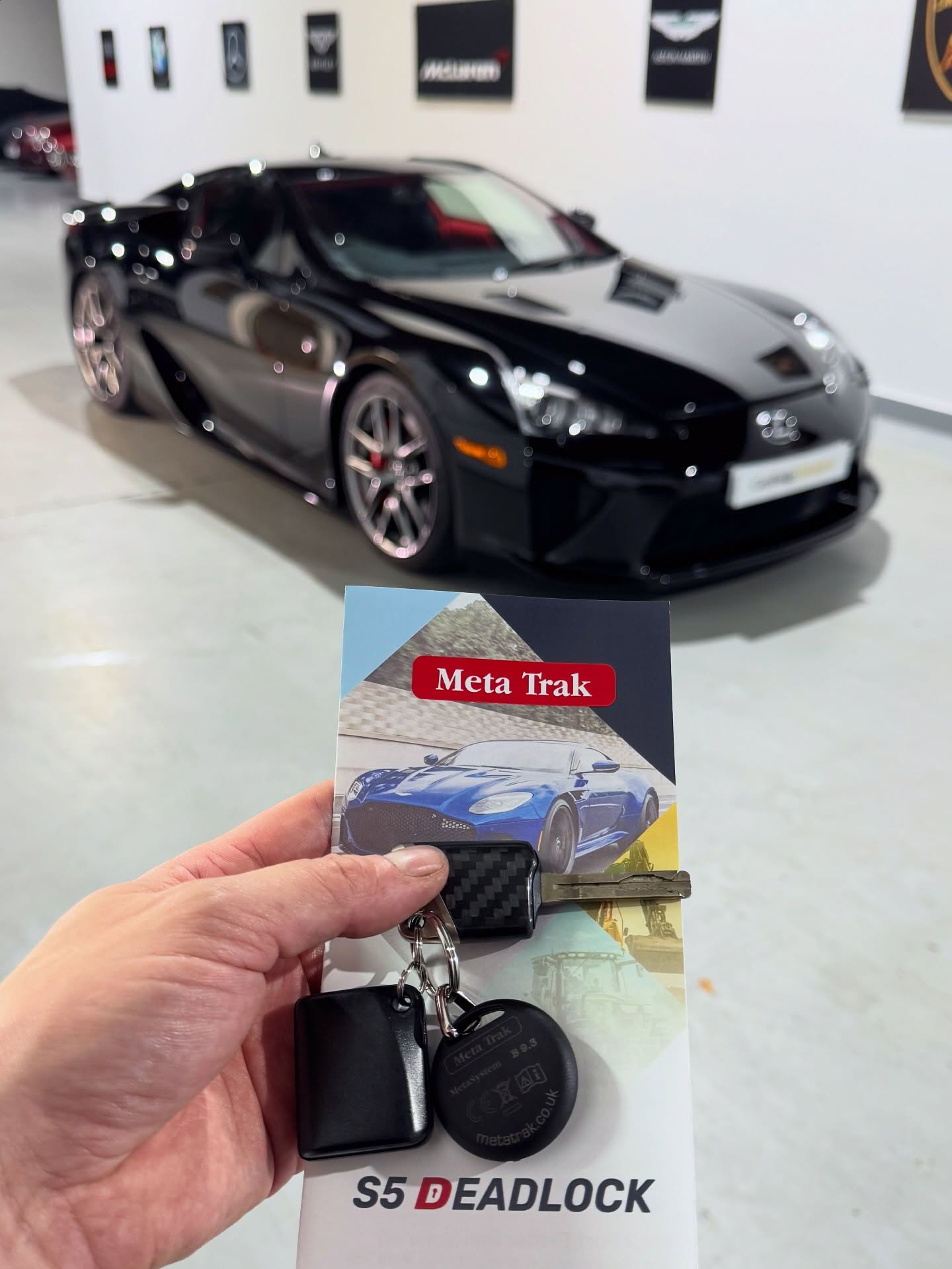 Super cool, super rare. Lexus LFA now protected by @metatrakuk S5 Deadlock for insurance and customer peace of mind.
#lexuslfa #lfa #metatrak #metatrakdeadlock #tracker #carsecurity #audioupgrade #blacklist #carsofinstagram @kev.south