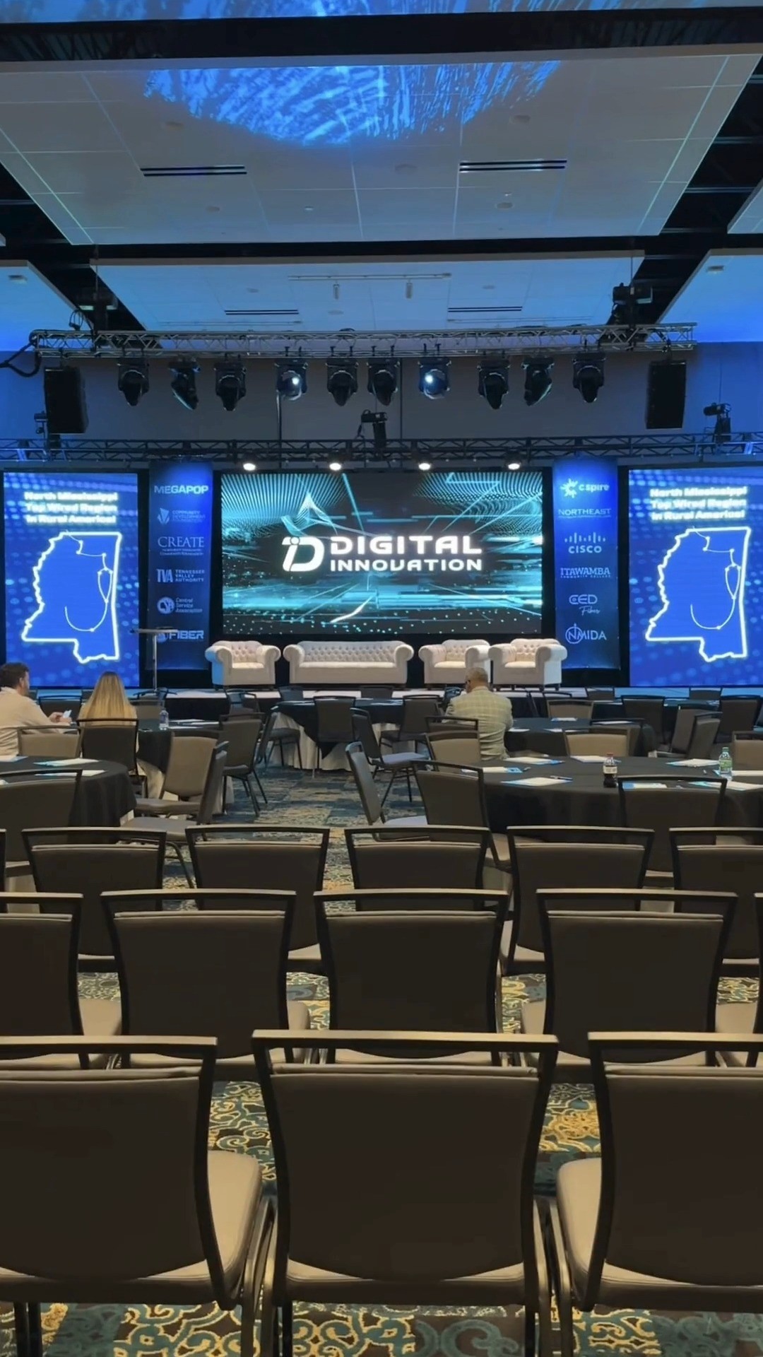 What an incredible first day at Digital Innovation 2025! 🚀
From eye-opening keynote sessions to hands-on learning and networking with the best in the industry, the energy was unmatched.
🔥 If Day 1 was this good, just wait for what’s next…
-
📍 Cadence Bank Arena and Conference Center
-
#DigitalInnovation #DigitalInnovationMS #Innovate2025 #MyTupelo #NorthMississippi #TupeloMS #TechLeaders #Day1Recap