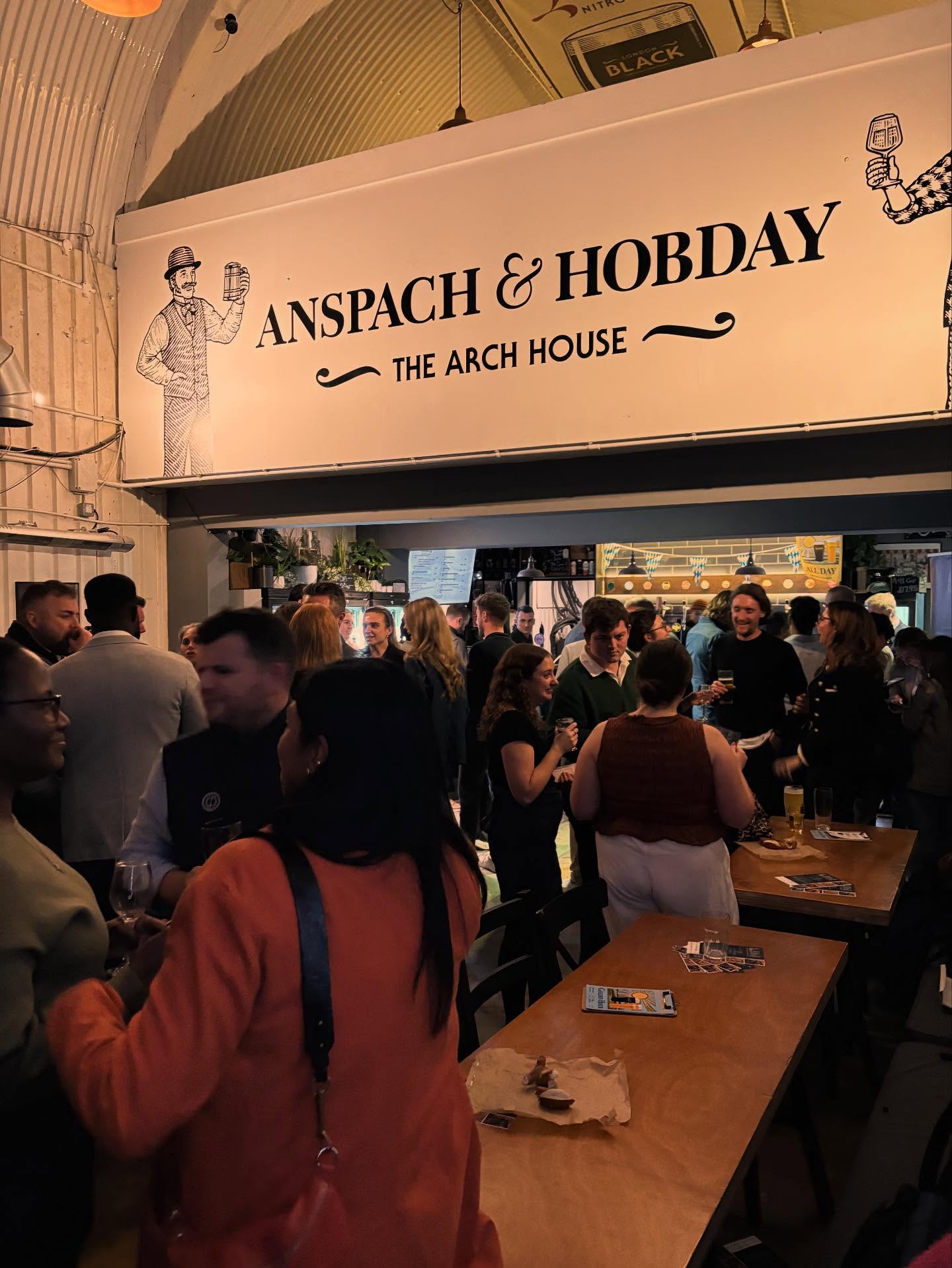 LDN - OKTOBERFEST, OCTOBER 2025
#networking #builtenvironment #construction #realestate #consultants #occupiers #developers #professionals #ldn #londondevnet #relaxedandfun #london #networking #anspachhobday