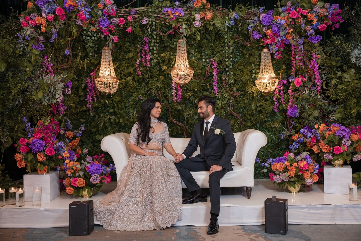 Creating beauty for your most precious day never gets old 🤭💖
📸Photography: @primehouseproductions
📋Event Planner: @platinumcelebrationsinc
📌Location: @marinadelreycaterers
🍴Catering: @moghulcaterers
🎧Music: @amplifire_ent
#exclusiveevents #exclusiveeventsny #receptiondecor #weddingdecor #dreamwedding #tristateweddings #weddinginspiration #luxuryweddings #southasianwedding #weddingdesign