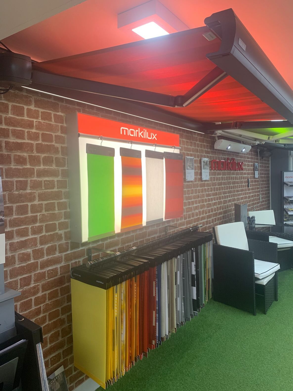 ☀️ New Awning Display Alert! ☀️
We’ve just updated our Markilux awning display to our showroom at 7 Ashford Road, Tenterden – and it’s looking fantastic! 🎉
With a huge range of colours, styles and fabrics to choose from, you can see for yourself how an awning could transform your outdoor space. 🌿✨
Of course, we still offer plenty more – from blinds and curtains to shutters and beyond – but if you’ve been thinking about shading your garden or patio, this is the perfect time to pop in and get inspired.
👉 Come and have a look – we’d love to show you around!
📞 01580 765169
📍7 Ashford road, Tenterden, TN30 6AB
💻 www.absblinds.co.uk
.
.
#absblinds #tenterden #kentbusiness #markilux #awnings #blindsandcurtains #eastsussex #ashfordkent #ryeeastsussex #hastingsoldtown #eastsussexblinds #madetomeasureblinds #madetomeasurecurtains #eastsussexinteriors #kenthomes #newbuildkent #kentbusiness #blindmaker #newbuildjourney #tenterdenbusiness #shutters #kentwindows #motorisedblinds #romanblind #ryeeastsussex #hastingseastsussex #windowshutters #blinds