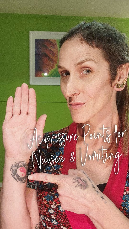 Acupuncture/ acupressure points for nausea and vomiting. The content of this video is for educational purposes only and not to be taken as health advice.
#acupuncture #acupunctureworks #acupuncturist #acupuncturelife #acupressure #acupressuretherapy #nausea #nausearelief