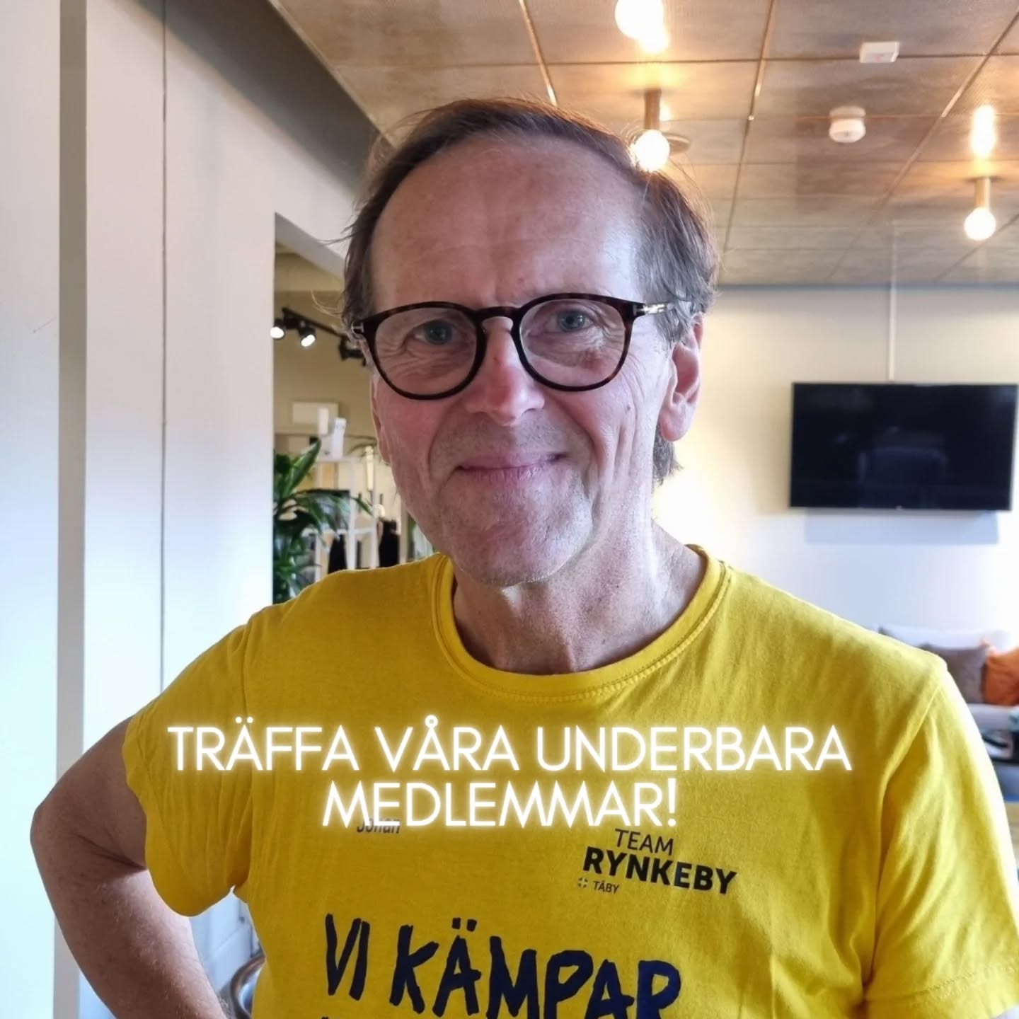 🌞 Träffa våra underbara medlemmar 🌞
Möt Johan, en härlig herre som varit medlem sedan sedan 2021.
Såhär svarar Johan:
🔷Vad fick dig att välja just vårt gym från början?
På rekommendation från Danderyds tennisklubb. Sen när jag var på besök första gången, kände jag mig välkommen och själva gymmet var stort, rent och med fräsch luft.
🔷Vad är det bästa med att träna på vårt gym?
Tränarna Denise och Rikard. Det vänliga bemötandet i receptionen. Det fräscha och välskötta gymmet.
🔷Hur känns gemenskapen och atmosfären här på gymmet?
Ja men ungefär som i Danderyd i övrigt, avspänt och de flesta är vänliga människor som hälsar på varandra.
🔷Vad skulle du säga till någon som funderar att börja träna här?
Gör det! Förstås! Jag har testat flera olika gym och hittat ett som jag verkligen trivs på.
Tack för de fina orden Johan, lycka till med träningen! 💪