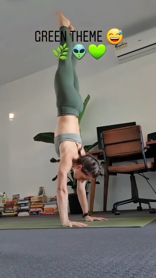 I feel nostalgia watching me 5 years ago... when my body was stronger, younger and injury-free.
As I nurse a supraspinatus tendonitis today, unable to invert, I look at Her and feel so much Love for Her, in awe of Her - knowing how far she will come.
Even knowing the rocky road she'll encounter, part of me wants to go back to Her. To embody the beauty of Her then, the Courage, the Confidence, Her Strength...
And then a thought washes over me - Me in 5 years will want to go back to Me, Today. And likely, she'll be thinking all the same things I am now.
So here is a little reminder lovely - witness your beauty as it is, as You Are Today.
You are magnetic.
You are radiant.
You are more than enough.
There's no need to look forward and there's no need to look back. You are exactly who you are and where you're meant to be, right in this moment ✨️
Save this post so you may always remember 💕
With love,
Jade x
🪷
#beautifulwoman #selfloveclub #youareloved #youareenough #magneticwoman #bodymindsoul #beherenow #throwbackthursday #inversions #handstand #chinstand #yogasana #strongwomen #supraspinatus #Ayurveda #ayurvedalifestyle #cominghometoher #womenswellness #holistichealthcoach #movement #havefunlivelife #lovewhoyouare