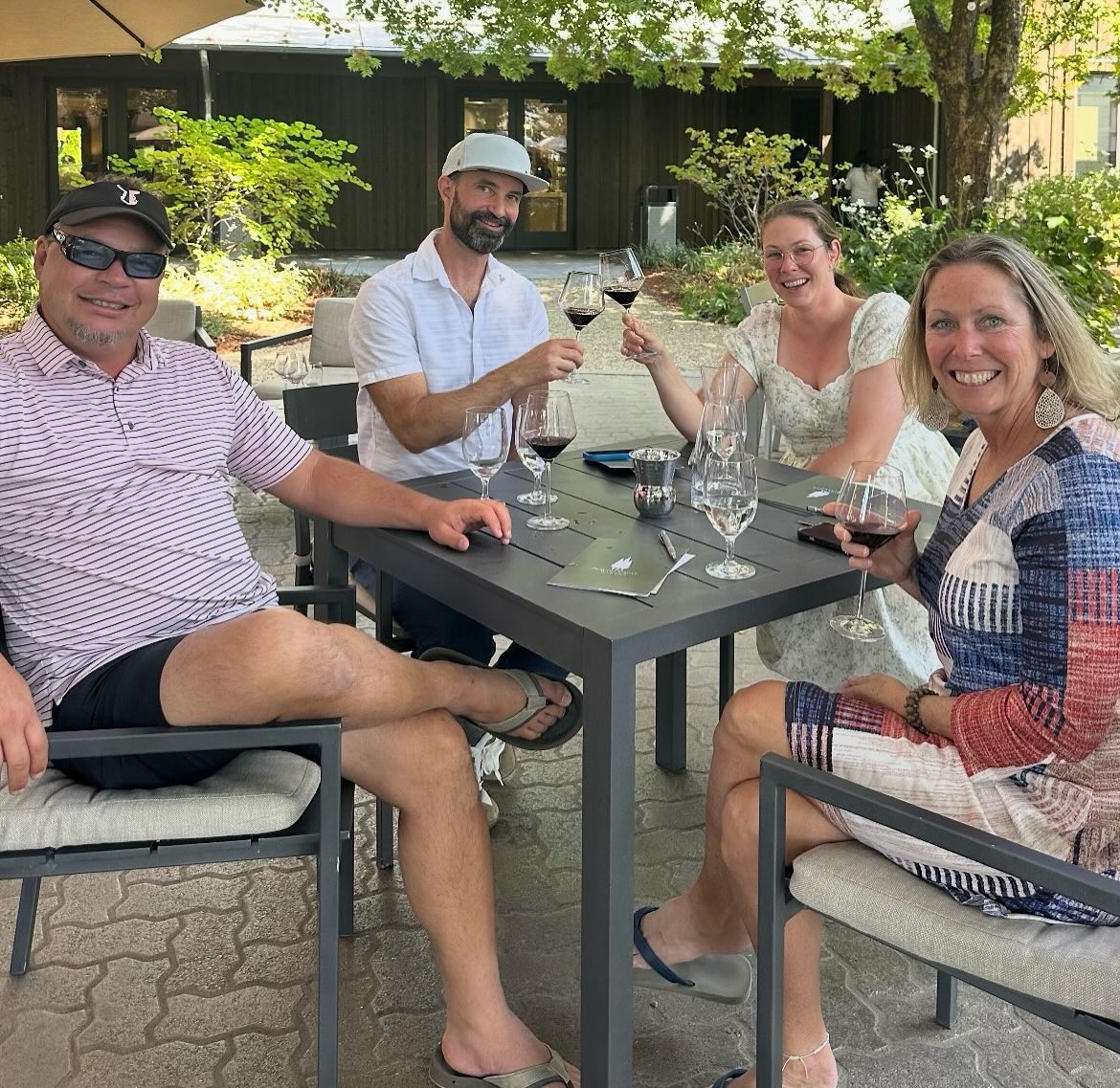 Our wonderful guests enjoying Sequoia Grove. They sure know how to have a great time!🍇🍇🍷