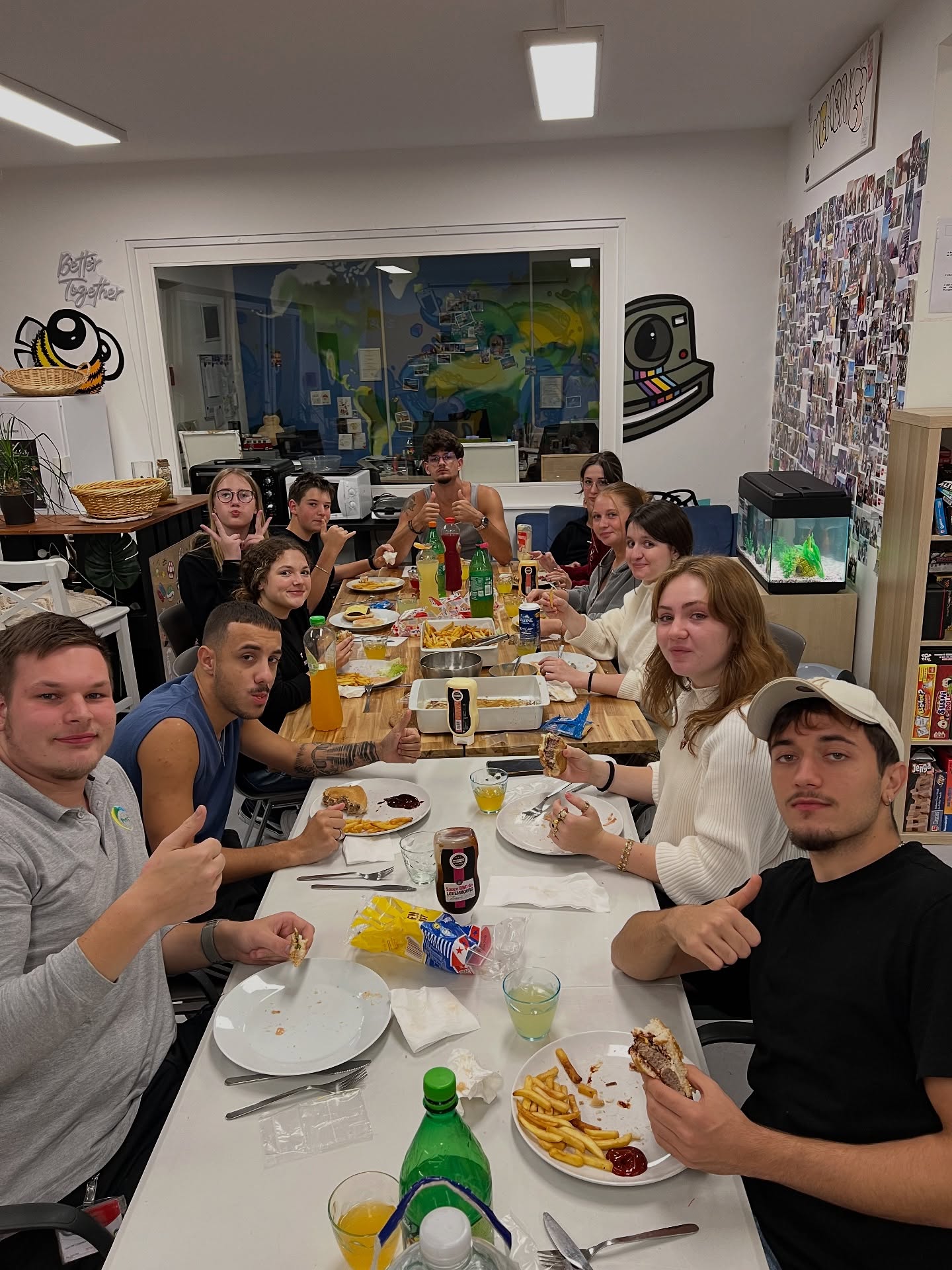 Eis lescht Kachaktivitéit. Hei kann een naischt falsch maachen. Wat een genoss! 🍔🤤