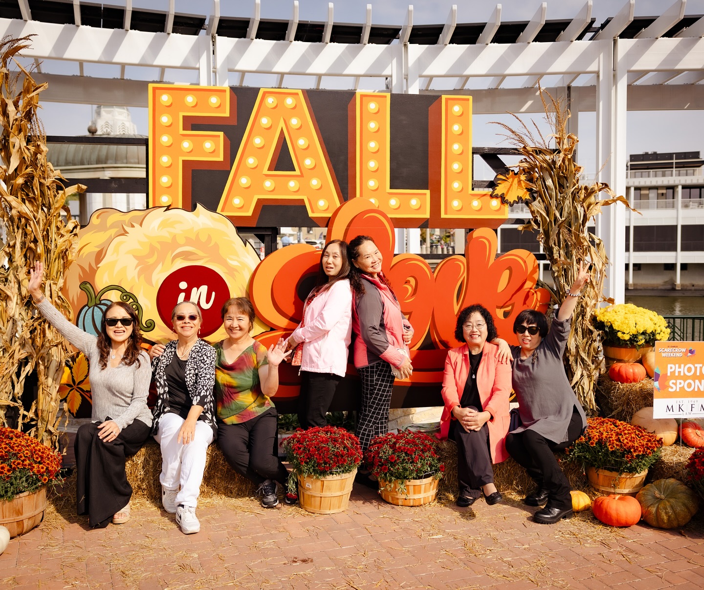 The wait is almost over! Join us for the 40th Anniversary of Scarecrow Weekend happening Friday, Oct 10th – Sunday, Oct 12th in downtown St. Charles. 🍂
There’s so much to see and do at this three-day fall celebration, so we’ve highlighted 5 must-see elements you won’t want to miss in our latest blog!
Click the link in our bio to view them all ➡️🔗