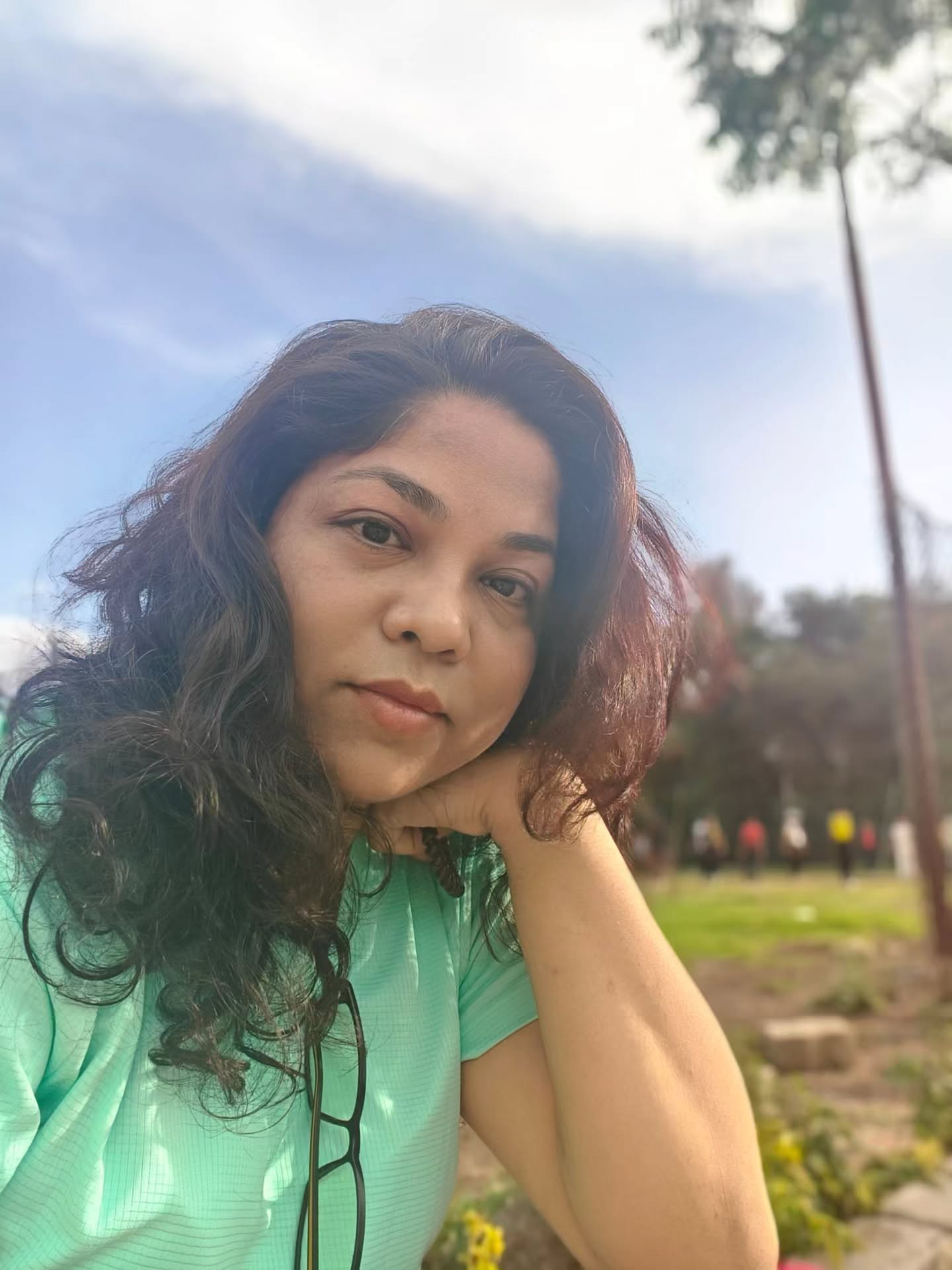 With the Sun and open Sky , there is no need for filters and makeup. #nature #sun #sky #colors #otd #bemyself #bareskin #hair #abovejudgement