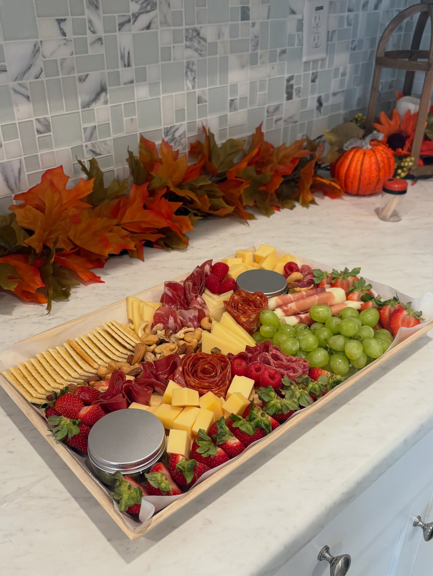 Cheese & charcuterie board made to share with 10–15 people 🤍✨ Perfect for birthdays, family gatherings, or any celebration in Miami. Crafted with love, freshness, and a cozy fall vibe 🍂🧀🍇. Make your event unforgettable with Miora Cheese!
SEO Hashtags:
#CharcuterieMiami #CheeseBoardMiami #CharcuterieBoard #MiamiEvents #MiamiCatering #CheeseLovers #MiamiLife #MiamiFoodie #GrazingTable #MiamiCelebrations