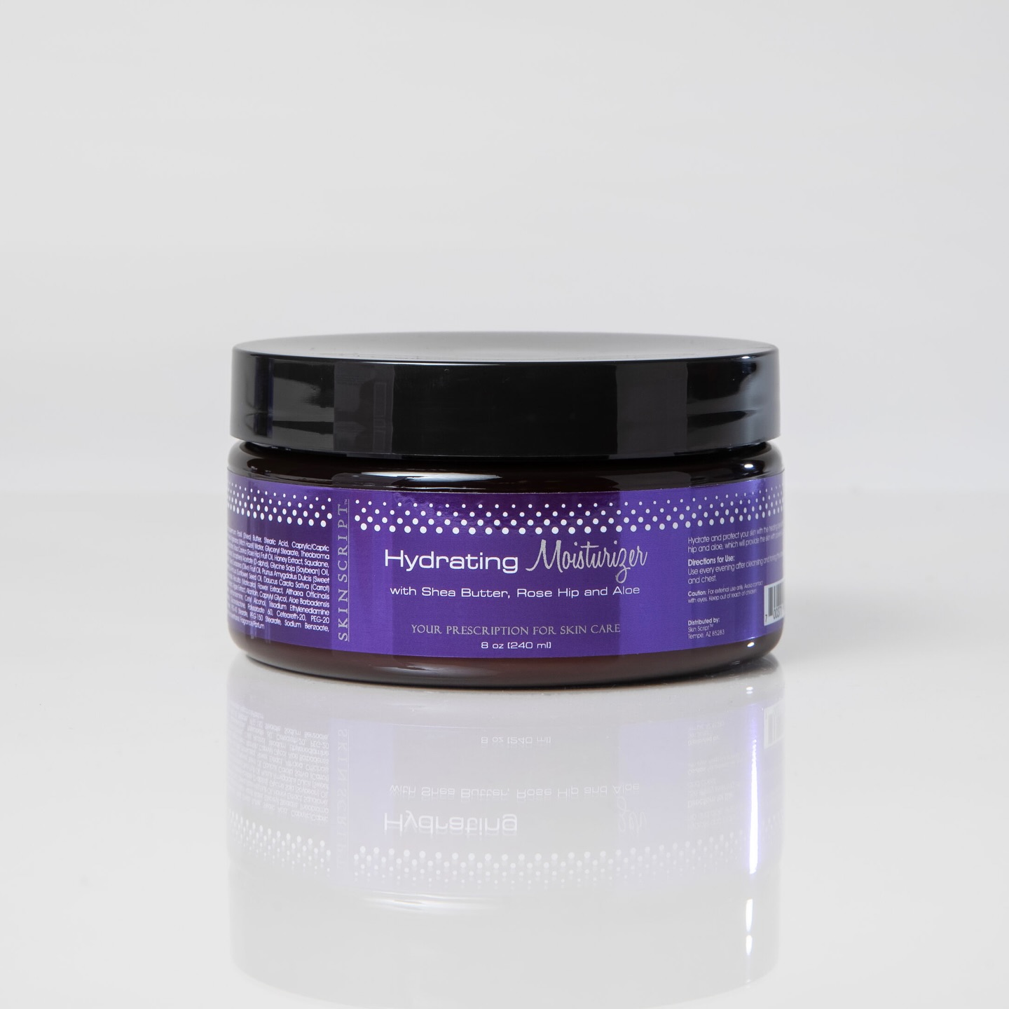 Hydrating Moisturizer
A deeply nourishing moisturizer that is excellent for dry skin. Improves the appearance of wrinkles, binds moisture to the skin, soothes, calms, and strengthens capillaries.