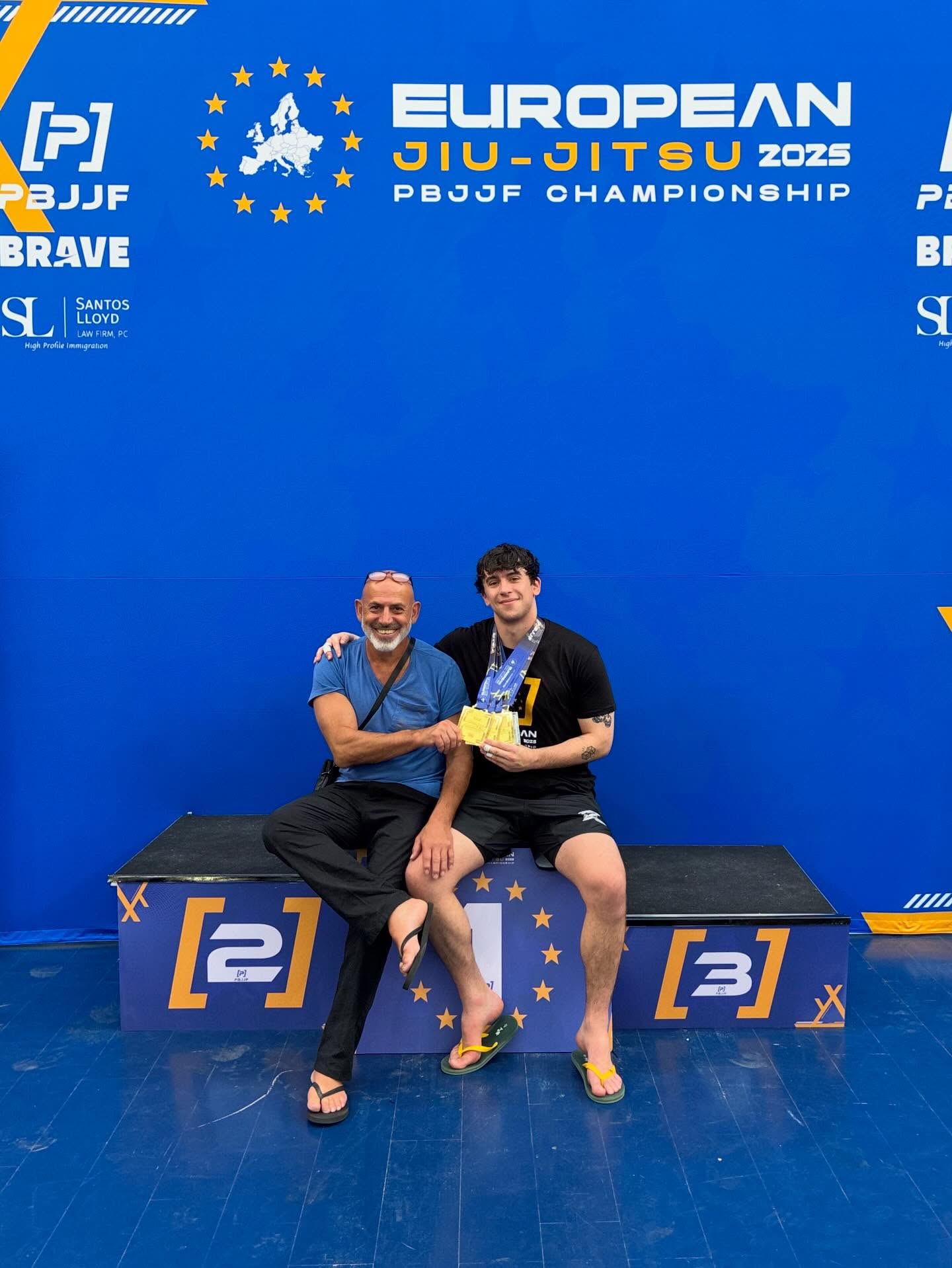 Congratulations to Sam Sampson, who travelled to Porto to take part in the PBJJF European Jiu Jitsu Championships.
Sam competed in both Gi and No Gi, across his weight class and the open weight. After a long break from competition, he came back strong - securing 3 golds and 1 silver 🥇🥇🥇🥈- well done, Sam! 👏
