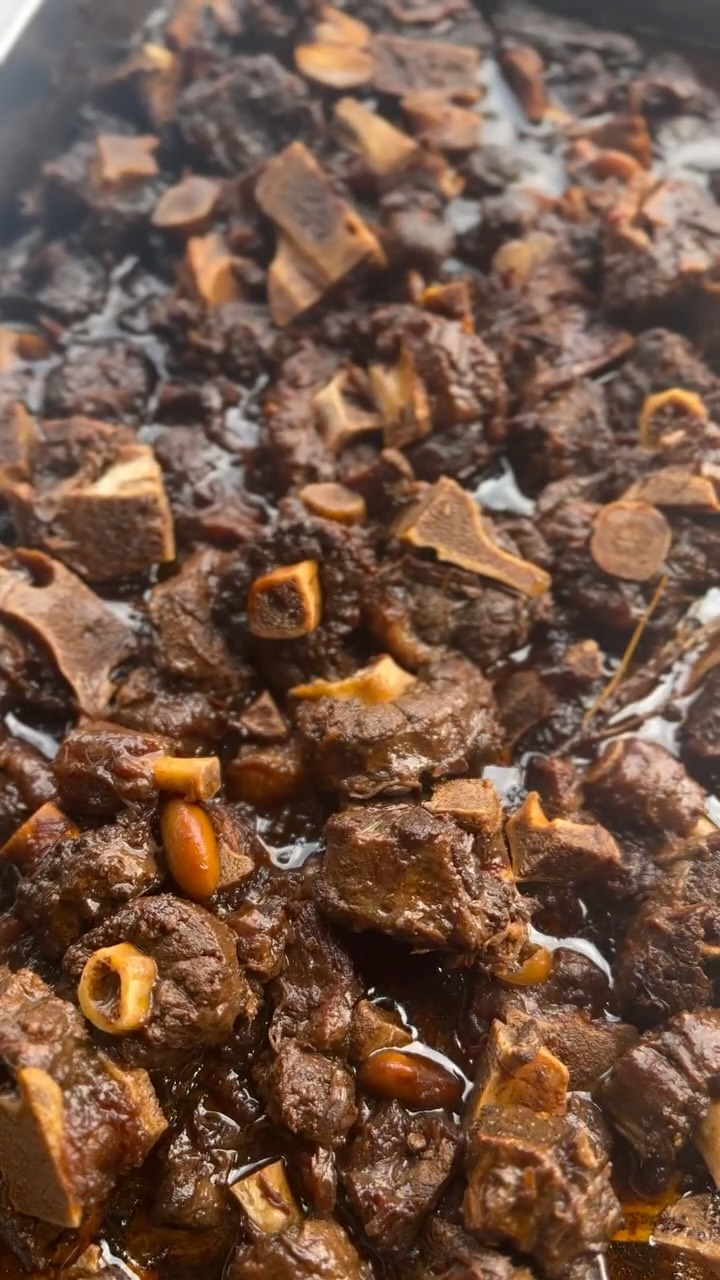 Send us a DM for any Catering Enquiries and weโll be more than happy to assist youโบ๏ธ๐ง From Birthdays, Weddings, Christenings or Private FunctionsโฆWe Do It All!! ๐ฅณ๐ฝ๏ธ๐จ๐พโ๐ณ
.
.
.
Follow us on TikTok!! paradise_romford
.
.
.
#Caribbeancuisine #jamaicanfood #chef #caterer #restaurant #romford #paradise #family #business #lounge #bar #jamaican #love #food #lounge #bar #essex #london #cocktails #events #catering #services #sweets #dinner #explore #explorepage #viral #festivals