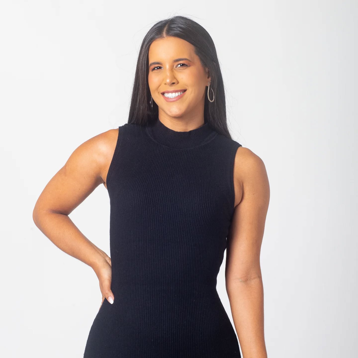 🎉 Hoje é dia de celebrar a vida da nossa sócia Jéssica Galdino! 🎂✨
Jéssica é sinônimo de competência, visão estratégica e dedicação. Sua capacidade de unir técnica e sensibilidade faz diferença em cada projeto que conduz. 💡
Com liderança inspiradora, habilidade em construir pontes entre pessoas e organizações e olhar atento para cada detalhe, ela transforma ideias em resultados concretos e sustentáveis. 🌱🤝
Na Emboé, temos muito orgulho de caminhar ao lado dessa profissional brilhante e parceira incansável.
Parabéns, Jéssica! Que seu novo ciclo venha repleto de conquistas e alegrias. 💚
#SomosEmboé #GestãoComPropósito #Aniversário