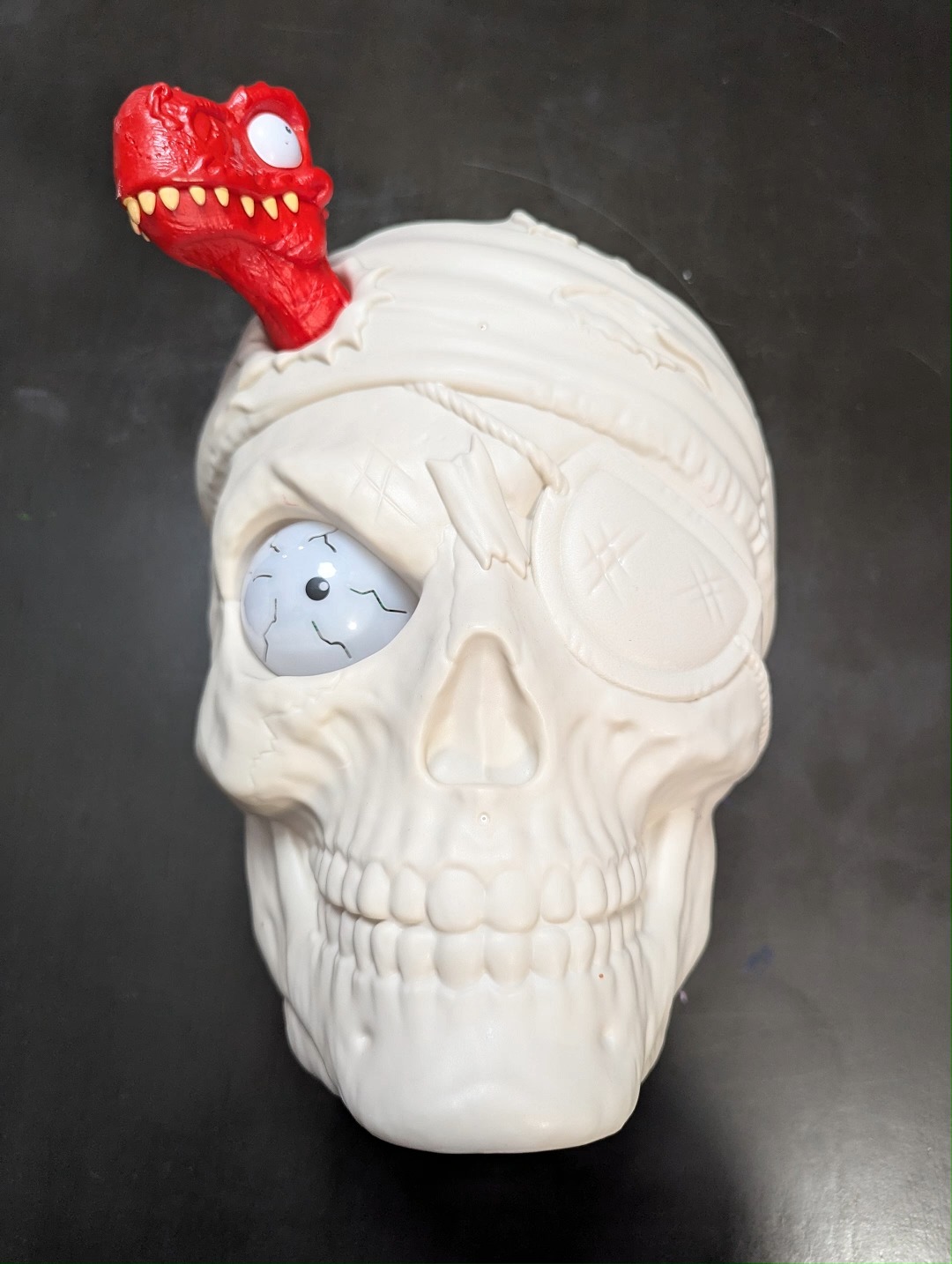 Pirate skull toy thrifted makeover #pirate #skull #thrift #makeover #Halloween #pirateskull #zombiedinosaur #Halloweenskull #thriftedtoys