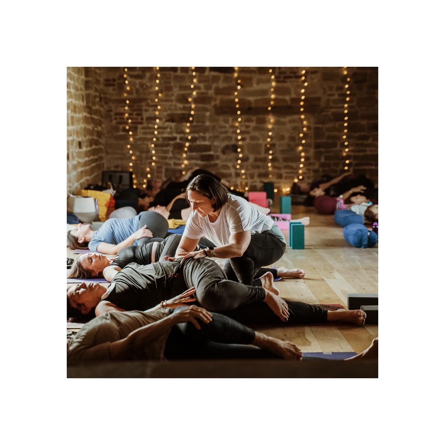 🌿 Ever wondered why I barely adjust in class? 🌿
In my classes, I only offer gentle, nurturing adjustments — never forceful or corrective ones.
For me, it’s not about “fixing” how a pose looks, but about supporting how it feels.
A soft touch can be a quiet reminder to breathe a little deeper, lengthen a little further, or simply feel more grounded in your own body. 🤍
Every person’s experience on the mat is unique — and I deeply respect that.
Our bodies already hold so much wisdom; they just need the space and safety to express it.
My intention is always to create a kind, mindful environment where you can move, explore, and trust yourself fully. ✨
#GentleYoga #MindfulMovement #NurturingPractice #YogaWithCare #BodyAwareness #MindBodyConnection #HolisticWellness