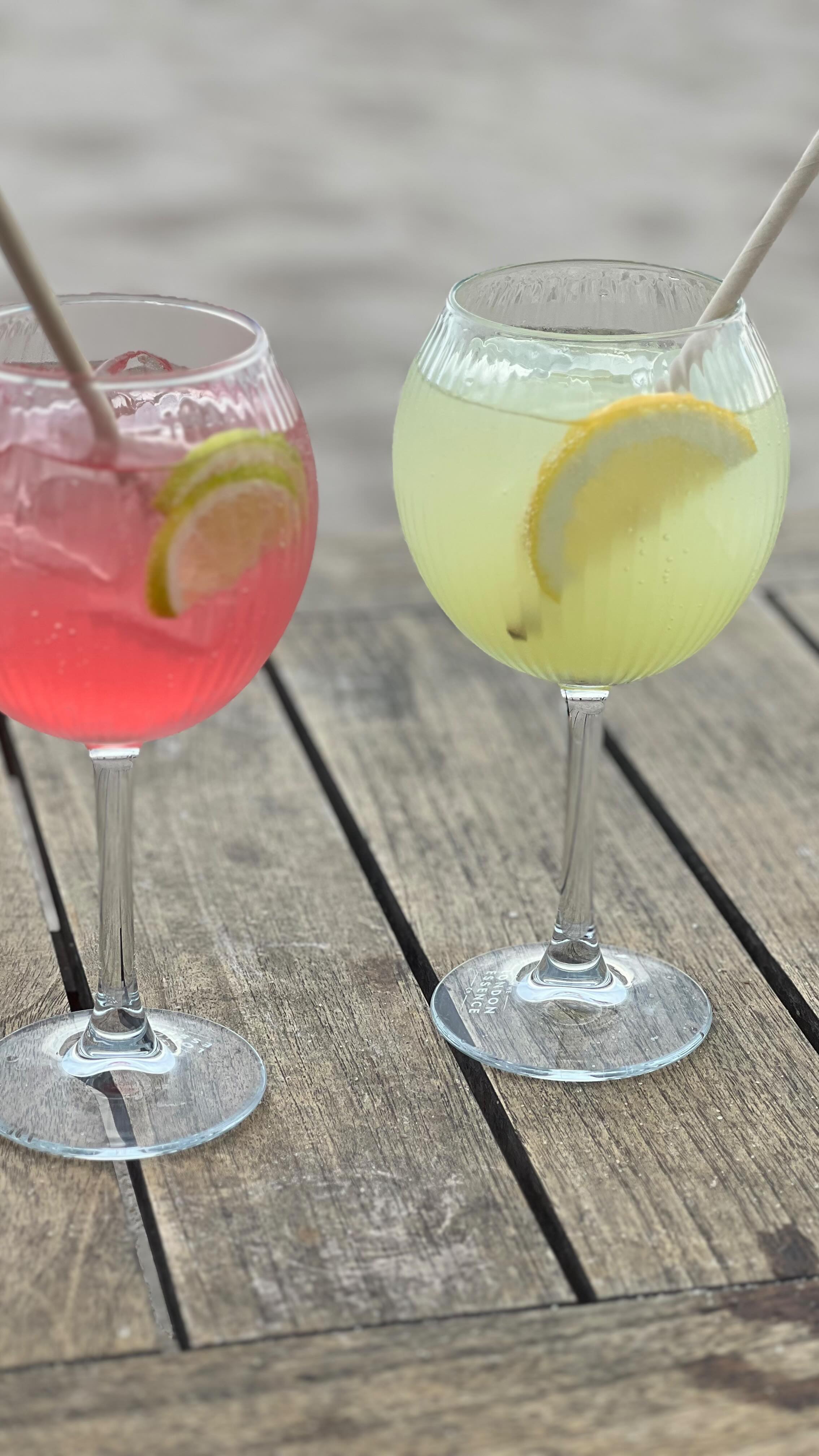 Det finns stunder man aldrig vill ska ta slut. Som den hĂ€r kvĂ€llen i Cannes, med min fina vĂ€n och svĂ€gerska. Tur för mig som har dig @nillakagstrom đâšđ
@privateshopperstockholm
#privateshopperstockholm #styleguide #personalstylist #fashionentrepreneur #fashionstyle #lifestyleguide #classicstyle #beachstyle #cannes #frenchriviera