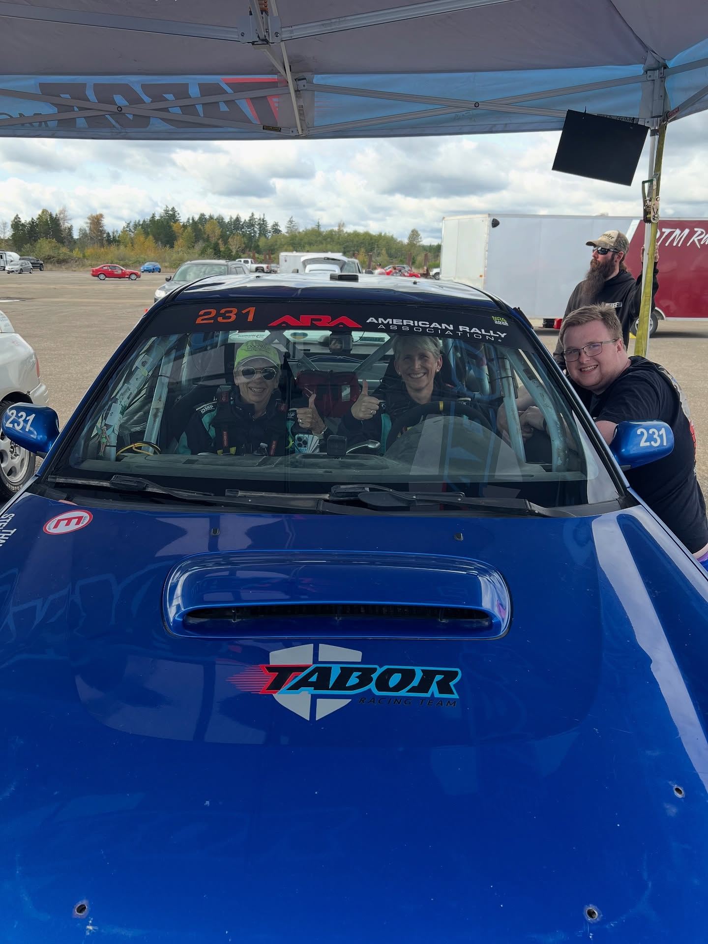 And theyâre off! A fun afternoon of racing ahead.
Some great roads for racing!
Good luck to cars 231, 271, and 222! đđ