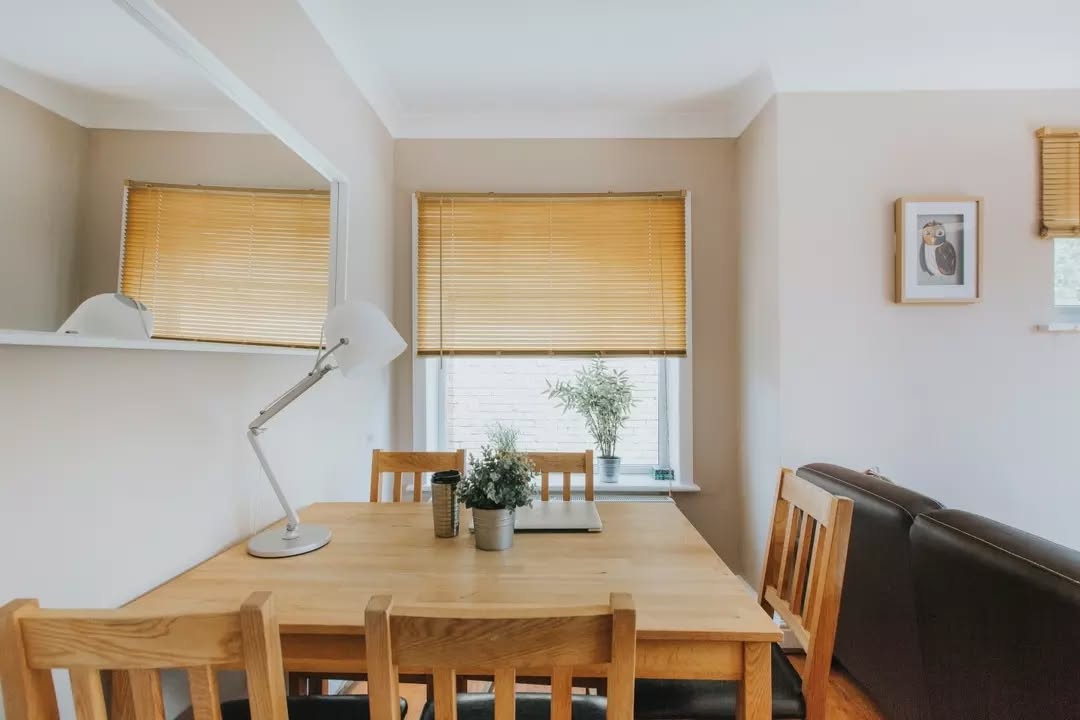 Saturdays are for relaxing and having a catch up with family and friends - enjoy yours 💛📞