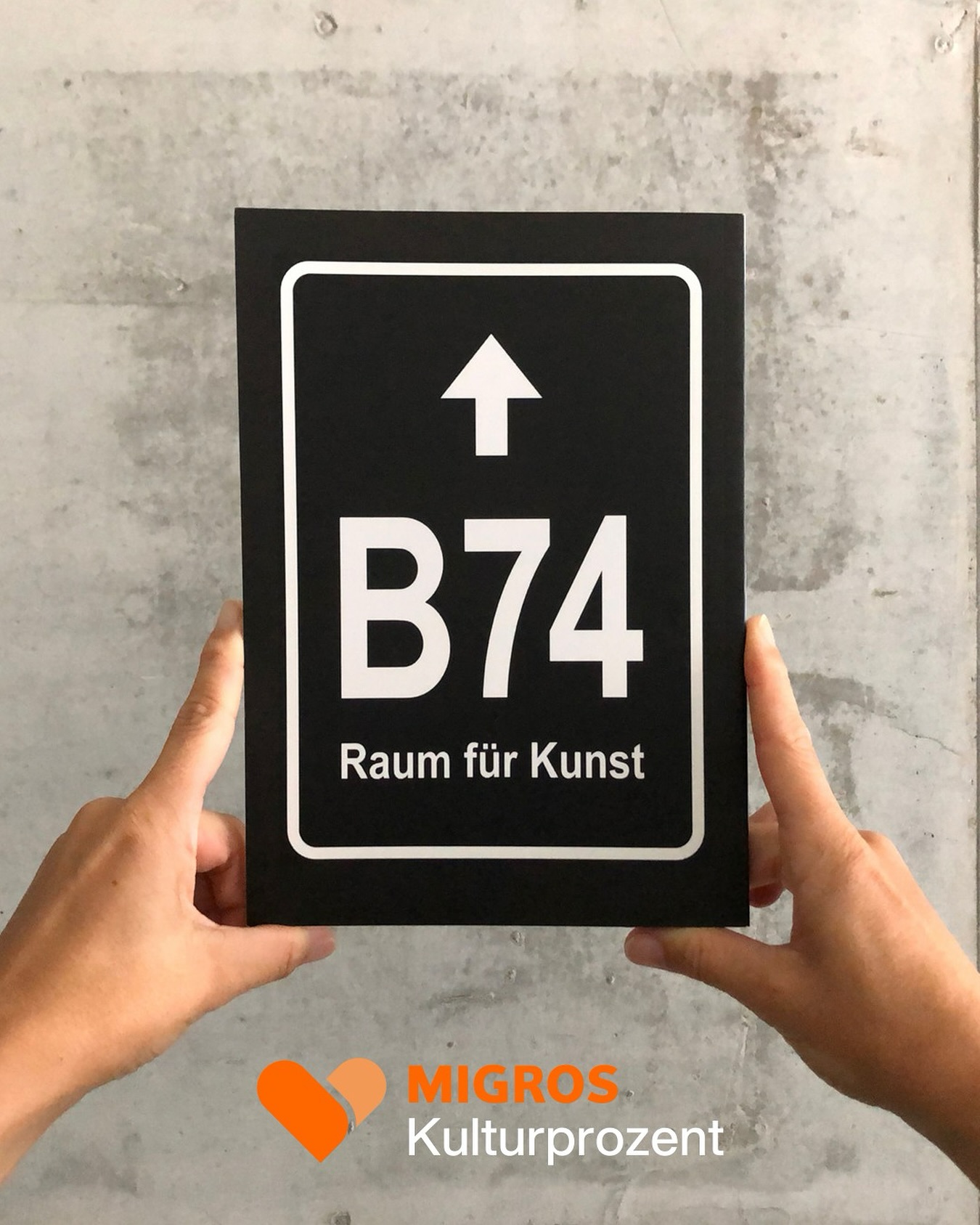 Ein herzliches Dankeschön an @migrosluzern und @migrosengagement für die wertvolle Unterstützung durch das Kulturprozent der Migros Luzern! 💛
Dank dieser Förderung kann B74 weiterhin Raum für Kunst, Austausch und Begegnungen in Luzern schaffen. Wir freuen uns sehr, Teil dieses Engagements zu sein. ✨
#migrosengagement #migrosculturepercentage #migrosluzern #migros