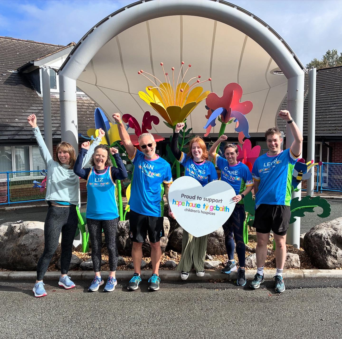 🙌 Brilliant morning with the @hopehousetygobaith #LondonMarathon 2026 team!
We covered key training principles and considerations including strength, mobility and activation to stay injury free as they kick off their training. We also did a practical session to try some exercises out! 💪
Thanks to Bekki for organising, and for an insightful tour of all the incredible things that happen at Hope House ❤️
I can’t wait to cheer Liz, Becks, Ian, Leon and Claire in April! 🥳
#hopehouse #fundraising #volunteering #marathontraining #marathonrunning