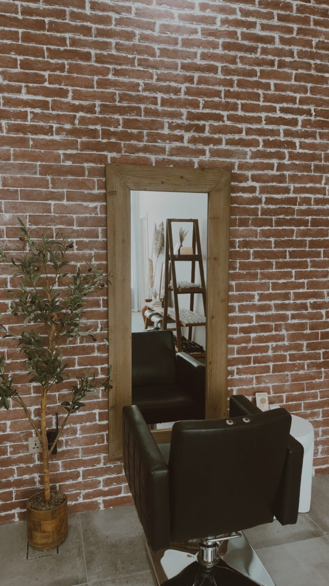 Behind the Chair Lingo: The Den Salon Edition
🪮 Gray Blending: A technique that gently softens or masks gray hair instead of fully covering it - perfect for a natural, blended look.
🪮 Pre-Pigment: The first step in correcting or changing hair color, where pigment is added back into the hair before applying the final shade for richer, lasting results.
🪮 Root Drag: A seamless color technique where a darker shade is applied at the roots and softly blended down, creating depth and a natural transition.
Now you’re in the know about some of the terms we use every day - helping you better understand the artistry behind your look. 🤎