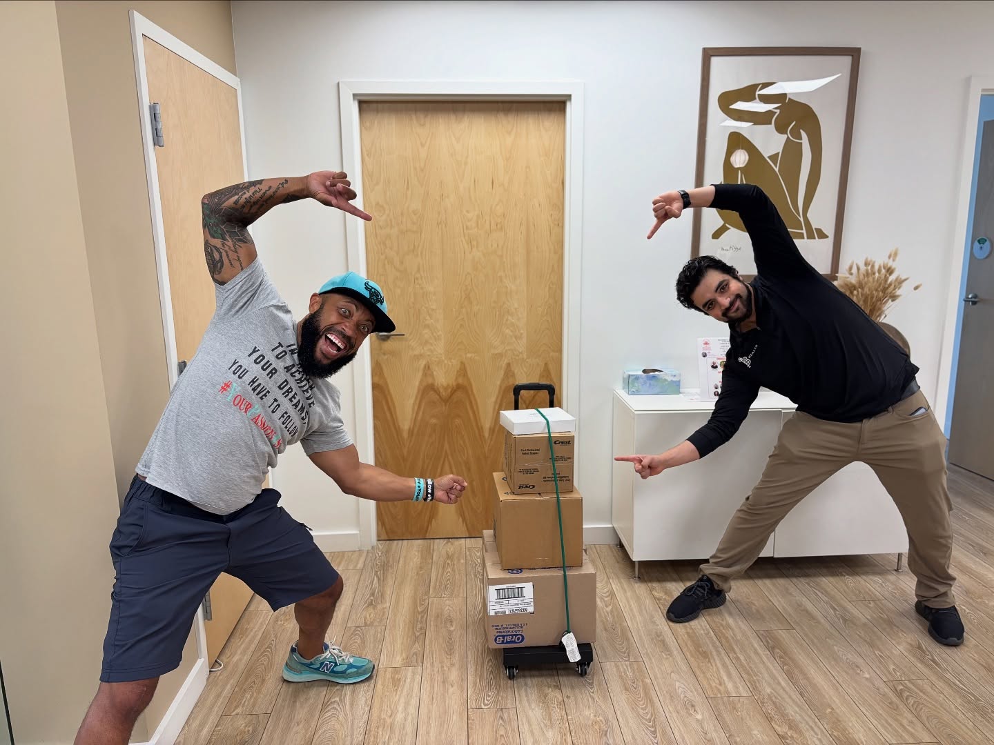 Huge shout out to Eddie Yousif & Sam Yousif at B-Health for the generous donation 🙏 ❤️
Your Passion 1st ✈️ 🇨🇺 5 DAYS & COUNTING
If you would like to still donate school supplies or toiletries, to take to some youth in Cuba, email us at info@yourpassion1st.com 
Remember, in order to achieve your dreams you have to follow #YourPassion1st
MI CASA HOLIDAY

#MentoringExperience #MentalHealth #WorkforceReadiness #Entrepreneurship #YouthEmpowerment 