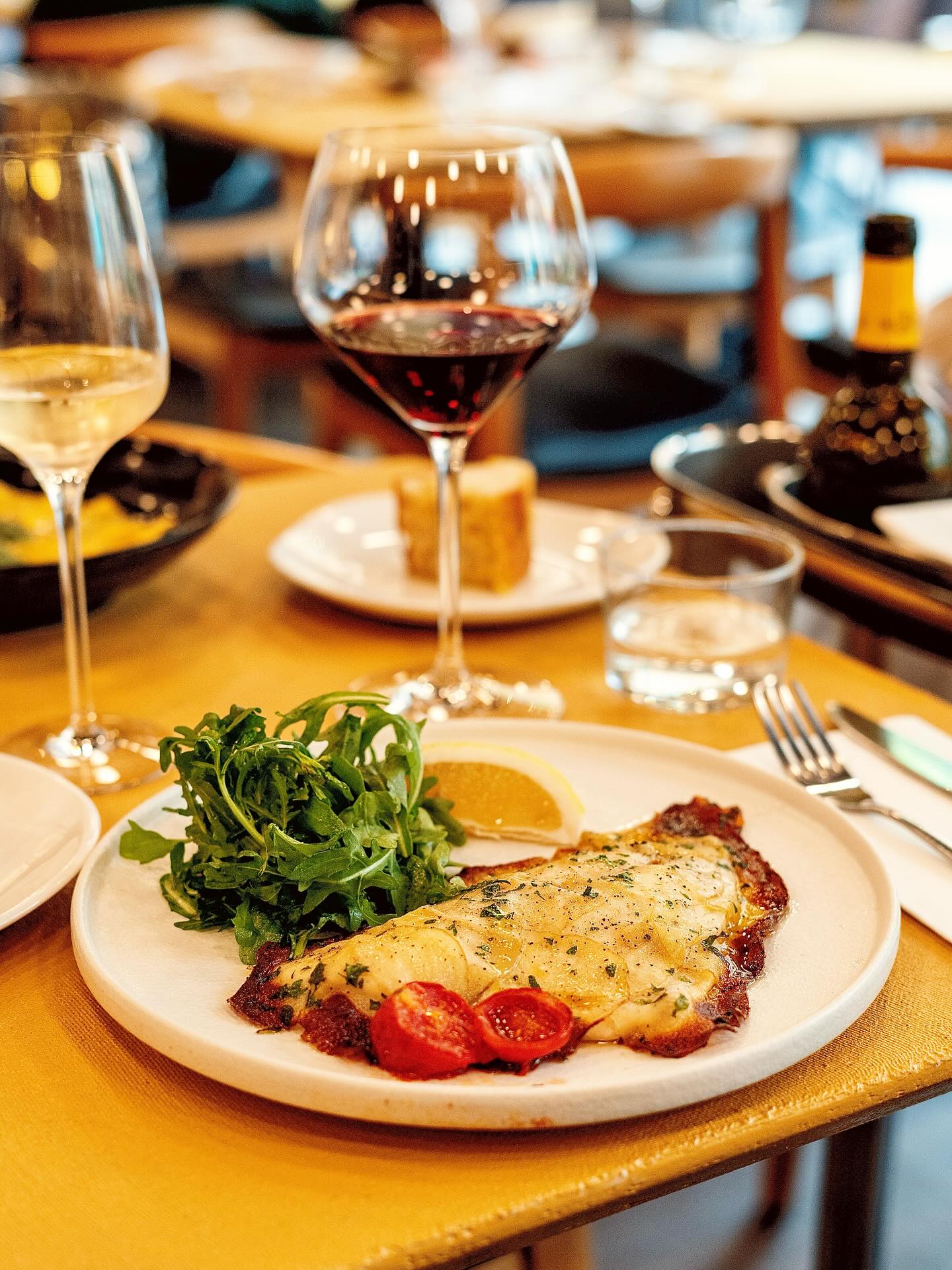 Autumn Menu is out now 🍂 🍁
2 courses £17.9 | 3 courses £19.9
Pair with our hand-picked autumn wine selection for the perfect dining experience. 🍷🍽️
📍 Join us this week and taste the flavours of autumn.
📷 @tomcyagency
#AutumnMenu #WineAndDine #CoventGarden