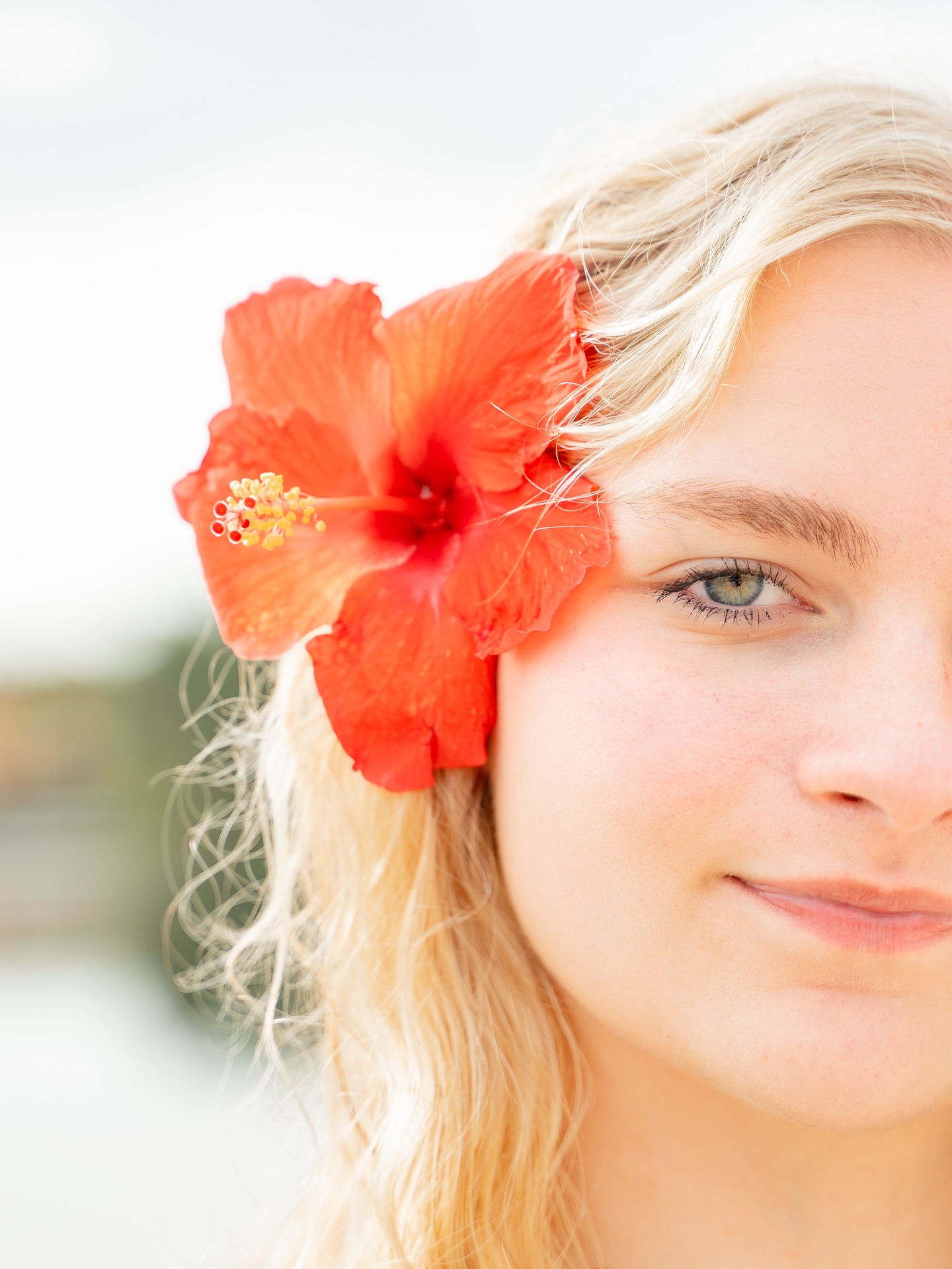 Welcoming October with a little orangey-red hibiscus because that’s all Florida has to show for fall right now. 😂🌺 Just sent off this Caribbean inspired senior session and loving it!
#orlandoseniorphotographer #disneyseniorphotographer #kissimmeeseniorphotographer #auburndaleseniorphotography #winterparkseniorphotographer #wintergardenseniorphotographer #oviedoseniorphotographer #disneyscaribbeanbeachresort