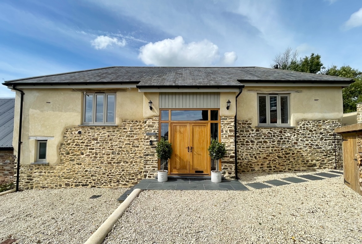 This barn conversion was our own self-build project, and we couldn’t be prouder of how it turned out. Turning this derelict barn into a family home has been one of our biggest transformations yet 🏡
Swipe to see the before 👀
#SelfBuildHome #BarnConversion
#DevonHomes #DevonLife #DevonLiving
#HomeTransformation #SelfBuildJourney #RenovationGoals #CharacterHomes