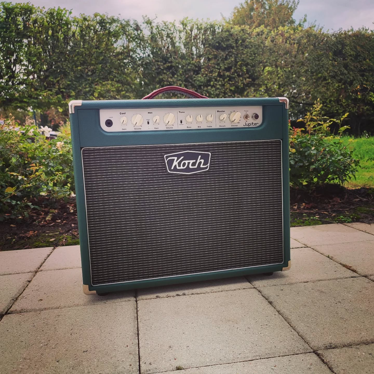 Koch Jupiter 💚
#electronicrepair
#amptech
#audiorepair
#workbench
#kochjupiter
#coffee