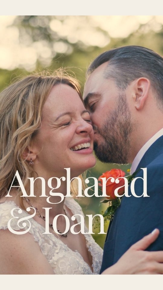 A stunning venue, a choir that gave us chills, and a couple who are so much fun, these are the ingredients to an incredible wedding day ✨
Angharad & Ioan really made this day one to remember 🥰
Venue – @newhousecountryhotel
Photographer – @tomcurnophotography
#weddingteaser #weddingreel #weddingfilm #weddingvideographer #cinematicwedding #newhousecountryhotel #newhousecountryhotelwedding #cardiffwedding #weddinginspo #weddingmoments #weddingdayvibes #waleswedding #cardiffvideographer #cardiffwedding