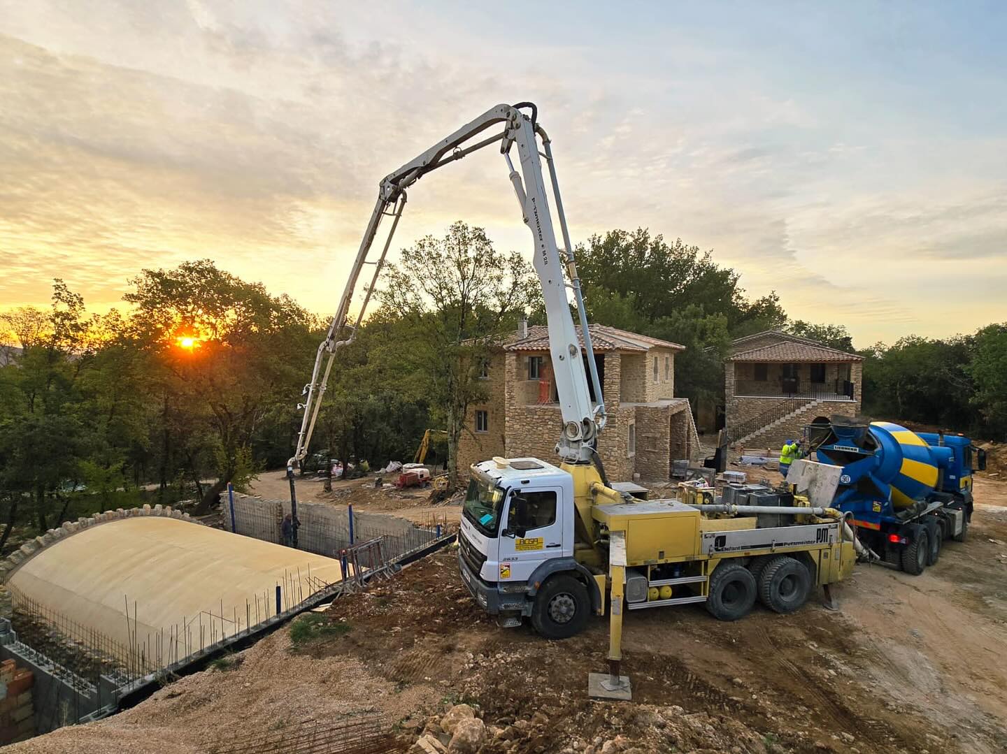 Early morning auf der Baustelle Le Pèze😍