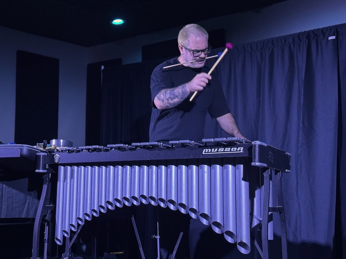 An amazing solo performance by @perc_elec last night at @beaverstreettheatre
He captivated the audience with a long form improvisation on vibraphone and mixed percussion.
Thanks for the support, Flagstaff!