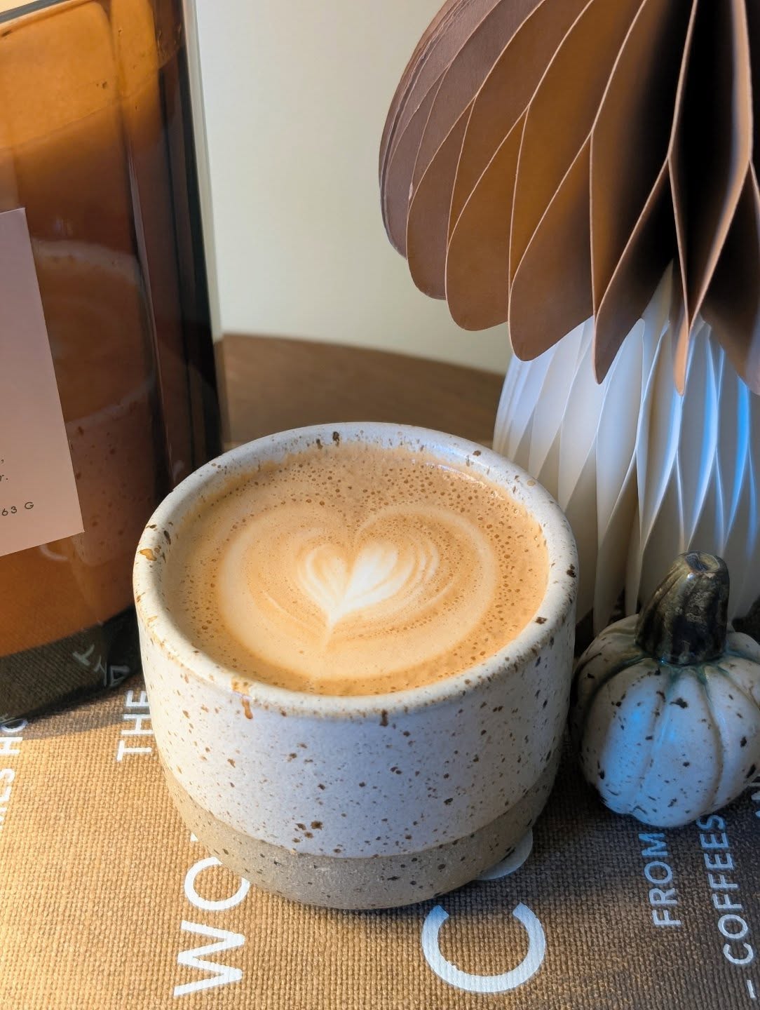 Autumn is here. Morning coffee before we brave the weather today for Ancoats @_makersmarket . We're British, it's only a bit of wind! We'll be there from 11am today.
#makersmarket #cofferoasters #coffeeroastery #suppportlocal #lancashirecoffee #coffeelover