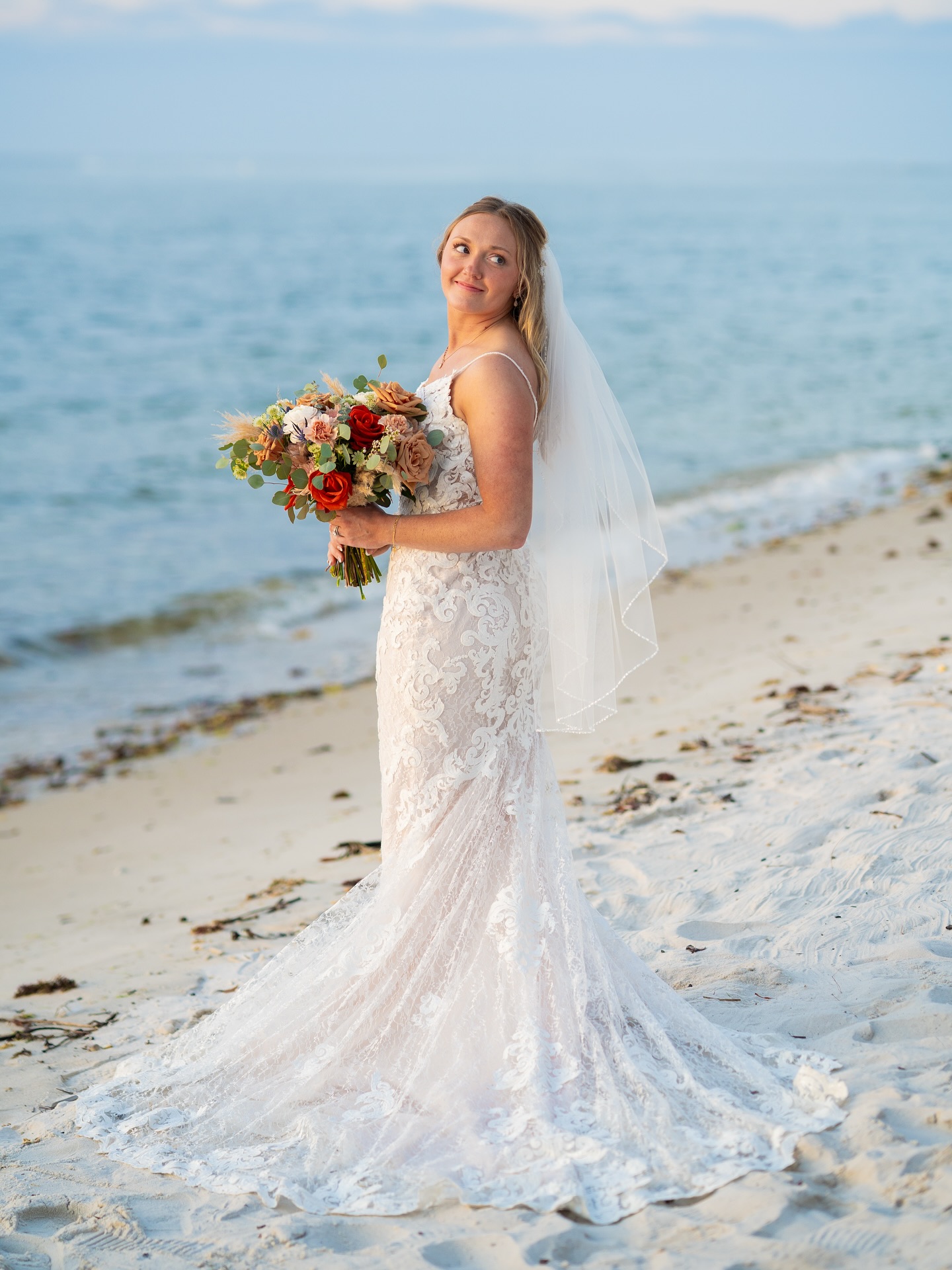 Beauty by the beach 🌅 #swflphotographer #flweddingphotographer #naplesphotographer #fortmyersphotographer
