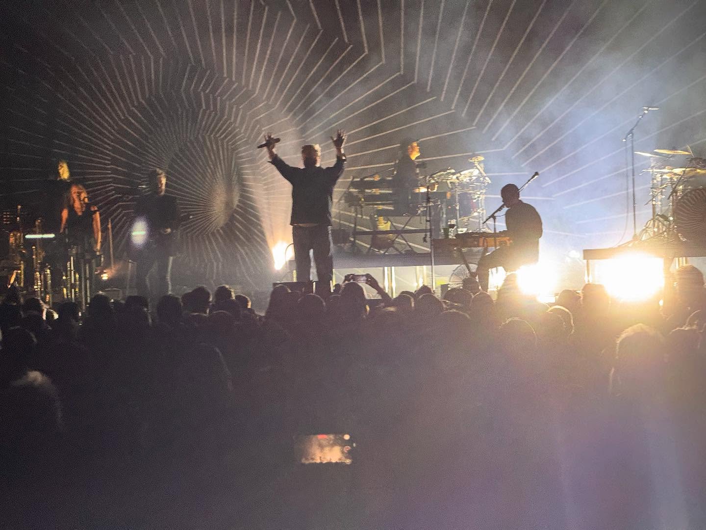 I saw Elbow last night at the Roadrunner in Boston. It was one of the best concerts I’ve ever seen! @elbowofficial @roadrunnerboston