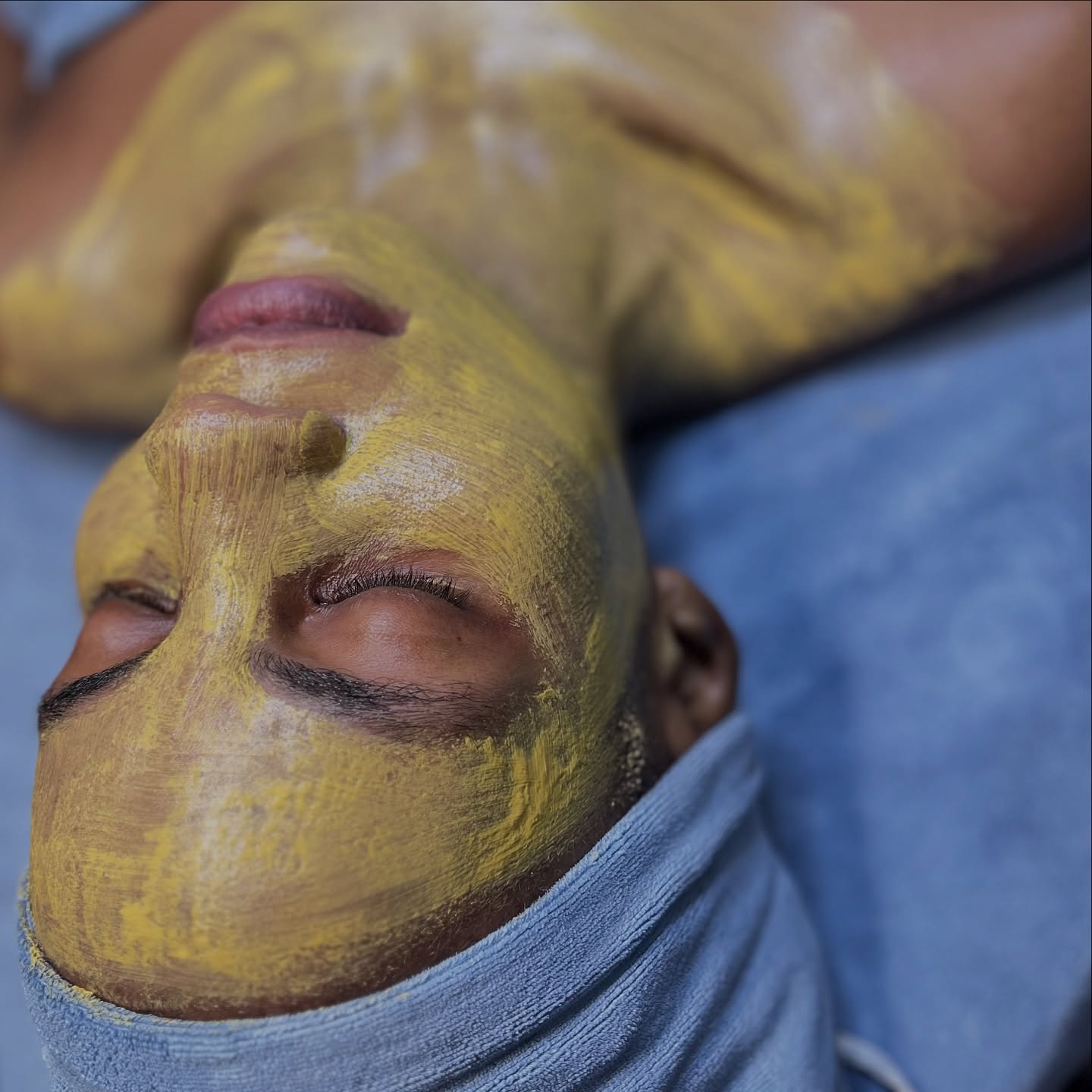 Reveal Your Radiance
Give your skin the glow it deserves with Lepata Professional Brightening Face Mask — infused with powerful brightening actives to even out skin tone, reduce dullness, and restore your natural luminosity.
Because glowing skin is always in.
#LepataProfessional #BrighteningMask #GlowWithLepata #SpaCare #RadiantSkin