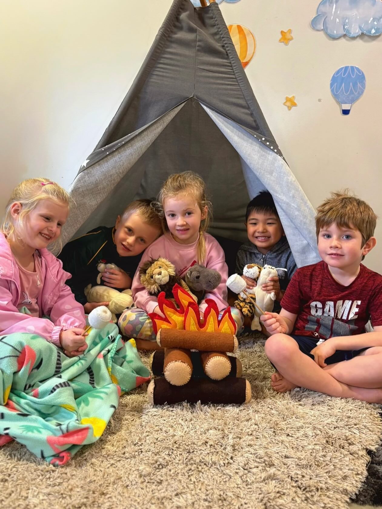 Term 3 - Done & Dusted 🎉🌟
Wishing our VK family a very happy, warm and cosy break ❤️
What a wonderful Term 3 we had, filled with fun, friendships and memories! Thank you to our Village Kiddies, parents and teachers for making it a term of learning, laughter and growth 🌸🫶
Happy Holidays - See you in Term 4 🌈🩷🤭
#VillageKidz #EdenVillage #SaltRock #lovenorthcoast #preschool #ballitopreschool #breakupday #holidays #memories #learning #staysafe