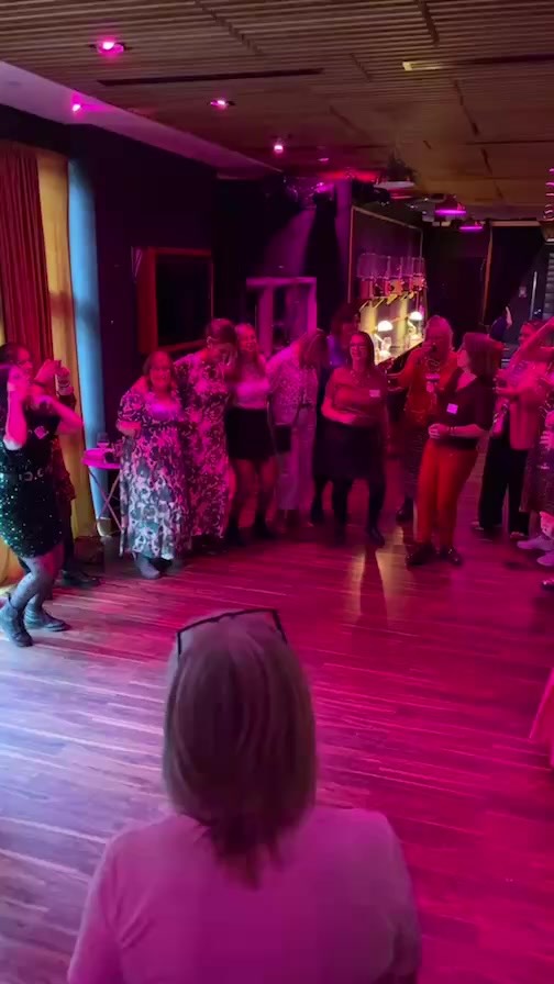 What an amazing bunch of ladies @styled.by.susie what a community you have built