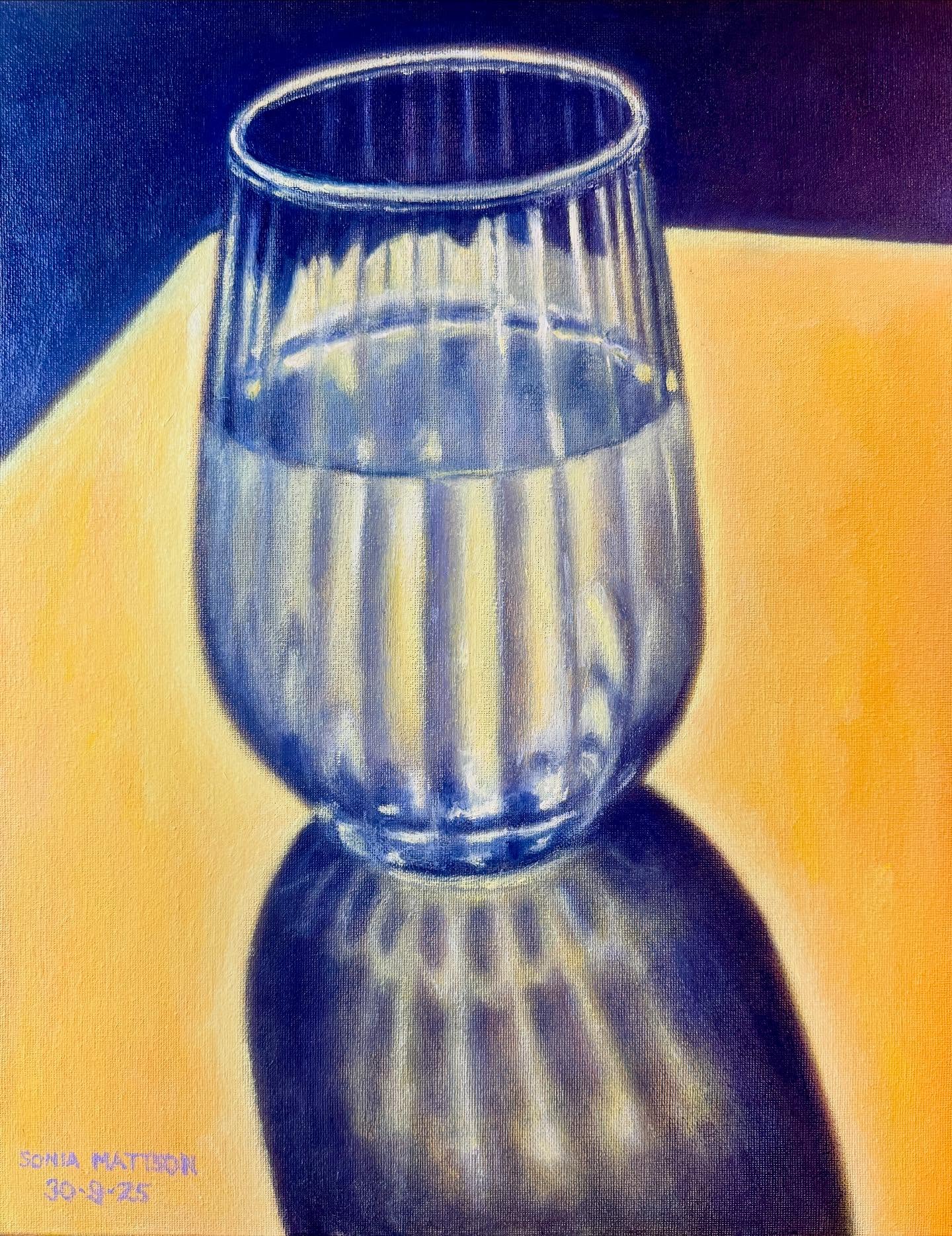 ‘Luminance’. Oil on canvas
36x46x3.5 cm
🌞
Water and light ; beauty, stillness, peace.
#stilllifeoilpainting #stilllifeglass #waterandlight
#glassreflections
#luminous
#luminosity
#artgallery
#artcollector