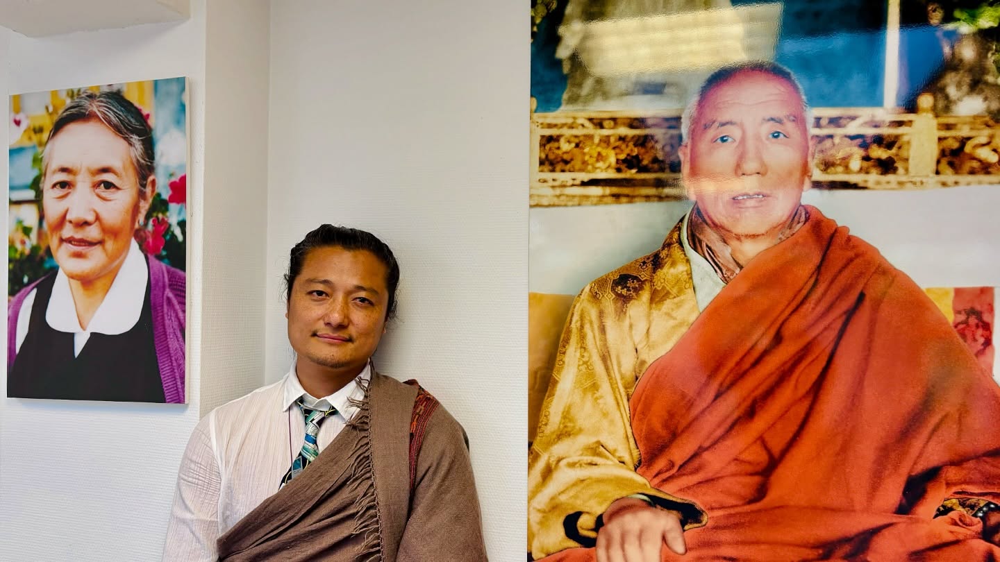 Rinpoche at the @rigpa_germany center in Düsseldorf today 🙏
#khyentsechokyilodro #khandrotseringchödrön