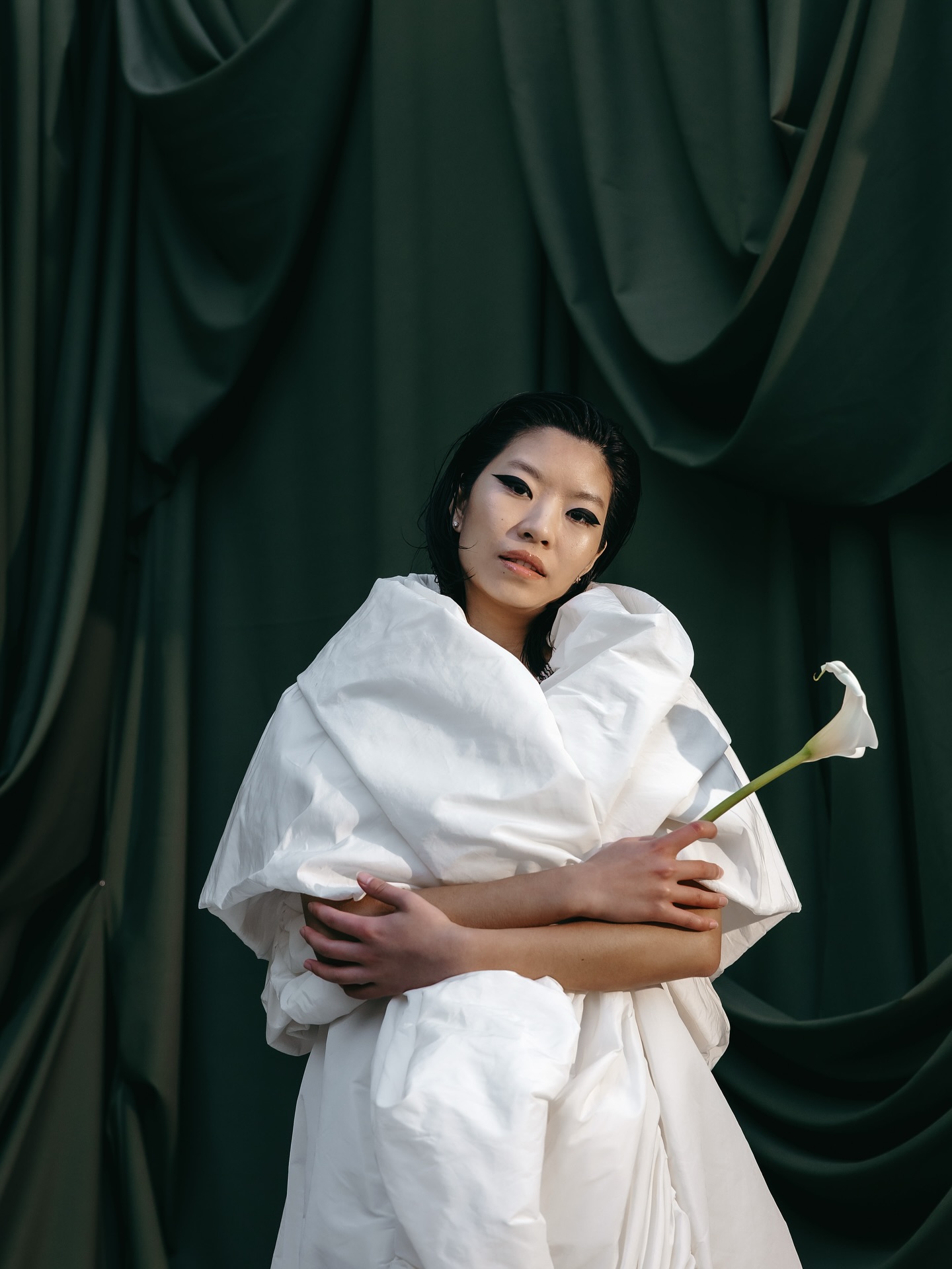 Flowers also bloom in silence
Concept, Styling & Production @bodasdecuentonew
Wedding dresses @yolancris
Fabric Design @momentmagic.produccions
Florals @gofloral_
Lighting @morequalityevents
Rentals @abanik_rent_events
Stationery @betterwithco
Models @le_troch
Makeup Artist @laiamartinmakeup
Makeup Assistant @ana.siru.makeup
Hair Stylist @tamaraalba
Jewelry @oscarrraya
#editorialphotography #editorial #fashionphotography #fashionphotographerzurich