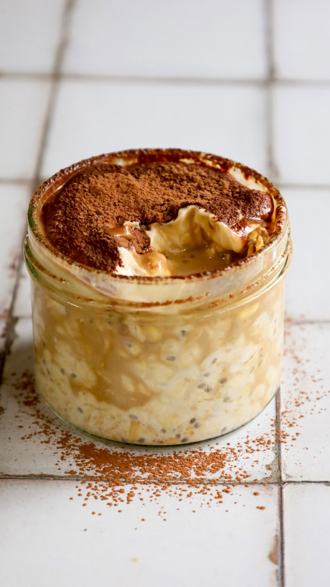 Let’s make Tiramisu inspired Overnight Oats.
The full recipe is on my blog ✨
Enjoy!
#overnightoats #veganerezepte #foodblogger #gesunderezepte #foodreels #gesundessen #plantbased #veganrecipe #recipeblog #gesundeernährung #tiramisuovernightoats