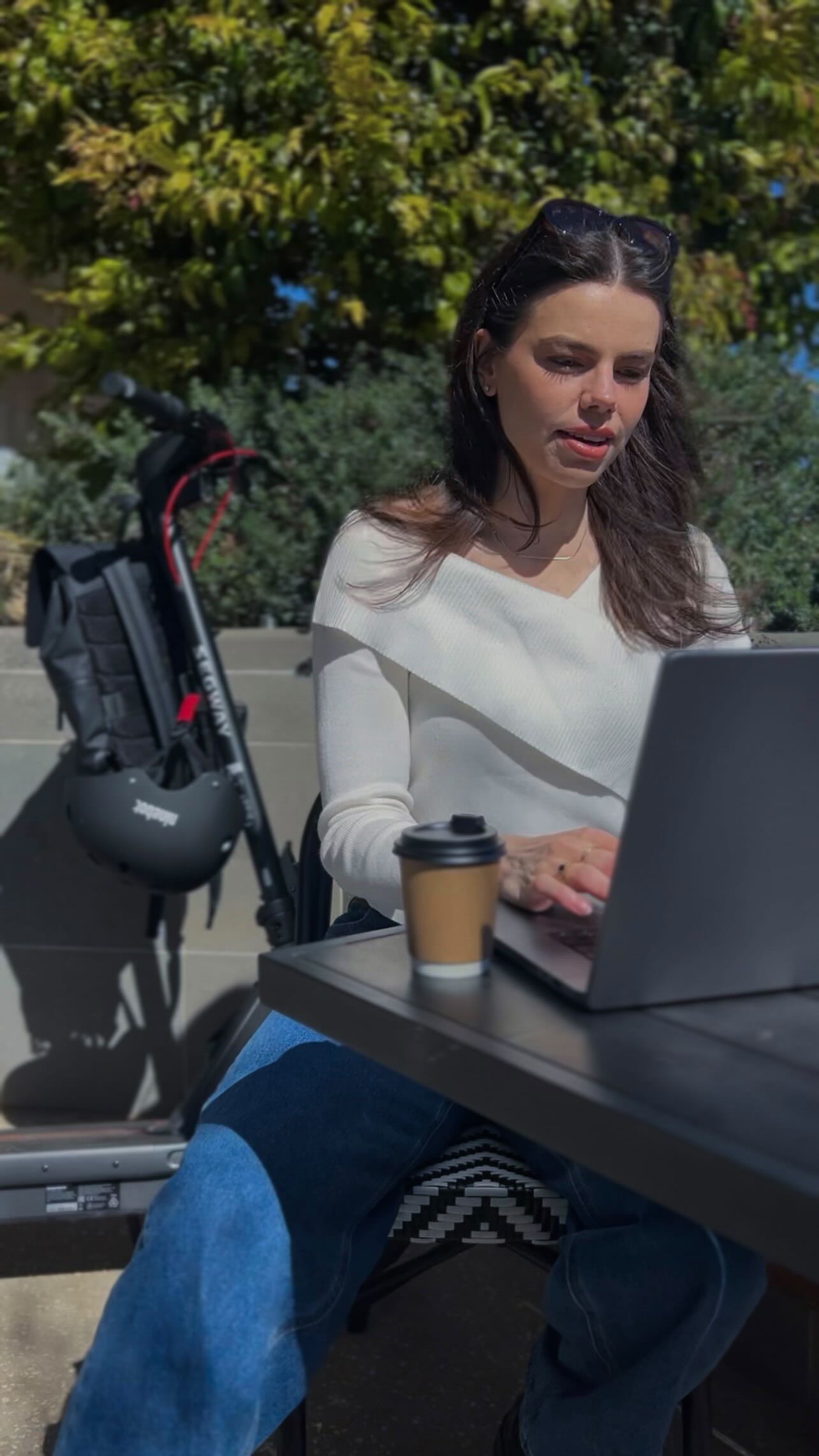 The gym keeps me strong but the Segway MAX G3 keeps me moving and makes
movement fun! 🛴✨
✔️ Up to 80km battery (all-day rides on one charge)
✔️ Smooth suspension and self-sealing tyres = no flat-tyre dramas
✔️ Smart app + Apple Find My
Save $400 and @segway_australia are throwing in a free helmet and lock (limited
time). It’s the perfect time to #MaxYourAdventure
Ad.
#SegwayAustralia #SegwayMaxG3 #gymgirl #fitnessjourney #fitnesstips
#activewomen #wellnesslifestyle #allbodiesaregoodbodies