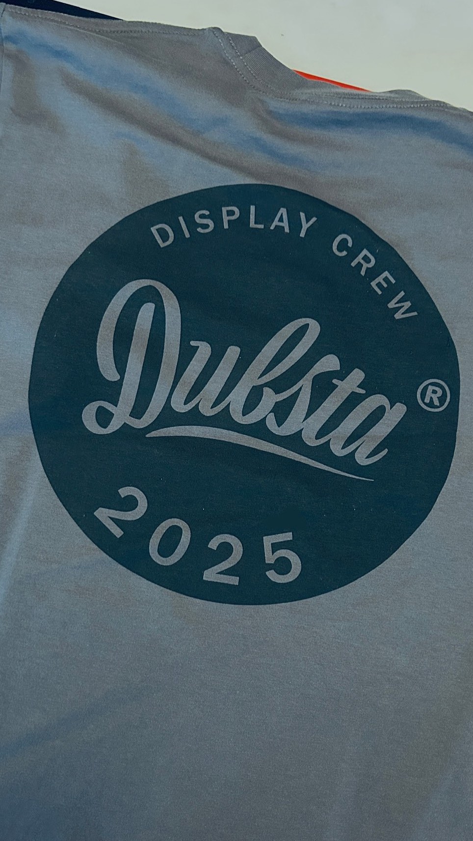 Fun quick print job for @dubstabrand last week.
————
@ascolour Classic tee with three print location (of course I forgot to take a pic of the sleeve design. Get in touch for your quote or to place an order.
————
#screenprinting #screenprintinguk #merchprinting #sustainablemaker #bedfordindies #brandedmerch #magnaprint