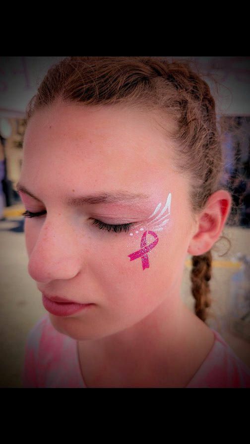 ๐๐๐ Pink Pumpkin Run 2025 ๐๐๐
One of my favorite events of the year! So much joy, so much pink, and so much heart. ๐
Every dollar raised goes right back to supporting people in our own community facing breast cancer.
Huge thanks to @prismandpalettefacepaint for the extra help today! ๐
#pinkpumpkinrunhartford #slingerfacepainter #facepainter #ColorPopFacepaint #hartfordwi #breastcancer #breastcancerawareness๐ #breastcancerawarenessmonth๐ #pinkpumpkinrun