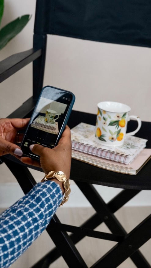 Strategy. Creativity. Storytelling.
That’s the job! Also, be sure to check out @msnewslady new book @primedtopivot 💕
:
:
:
#newsreporter #contentcreation #digitalmarketing #microinfluencers #girly #aestheticinspo #washingtondc #dmv