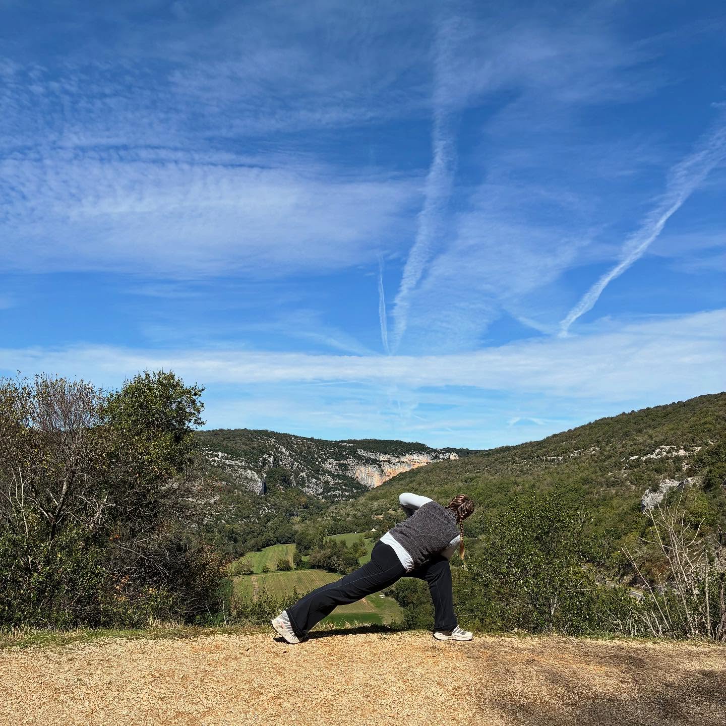 As the weather cools some dates for your diaries…
Extended classes restart this month
2 hrs of vinyasa, yin and mindful meditation at Brixton community centre, 10am on the last Sunday of the month
Dates:
Oct 26th
Nov 30th
Dec 21st
More details on the website www.plymflowyoga.co.uk
And…
I know Christmas is really far away but it’s less than 2 months until we’ll be putting our Christmas wreaths up, so, here are the dates for Christmas wreath building:
Nov 29th 10am, Nov 30th 2pm
Dec 1st 10am
.
.
#plymflowyoga #yoga #yogapractice #flowyoga #vinyasa #vinyasaflow #yogaclass #plymstock #plymouth #yealmpton #yealmptoncommunitycentre #brixtondevon #southhams #devon